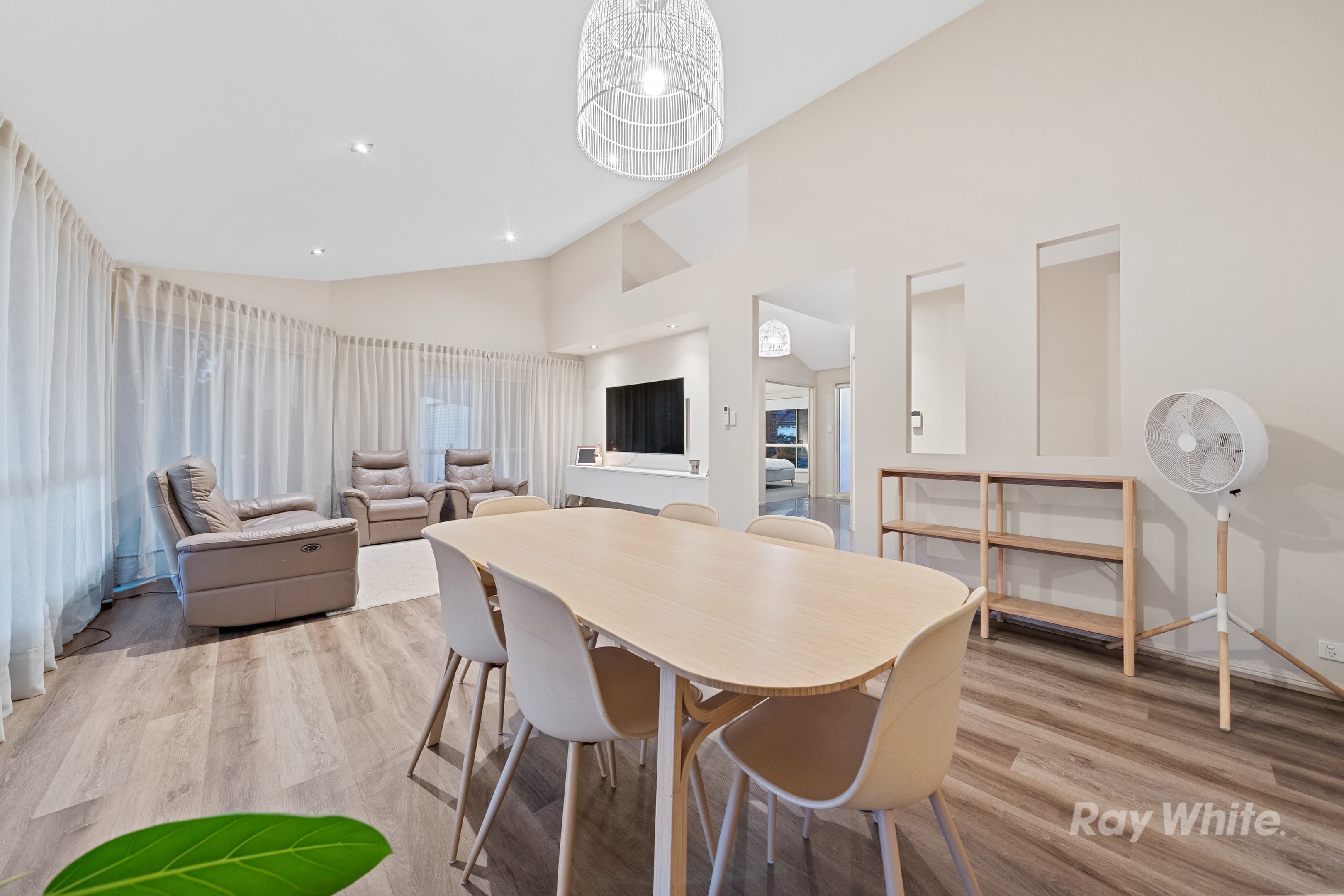 3 Fernhaven Court, Regents Park - Image 1