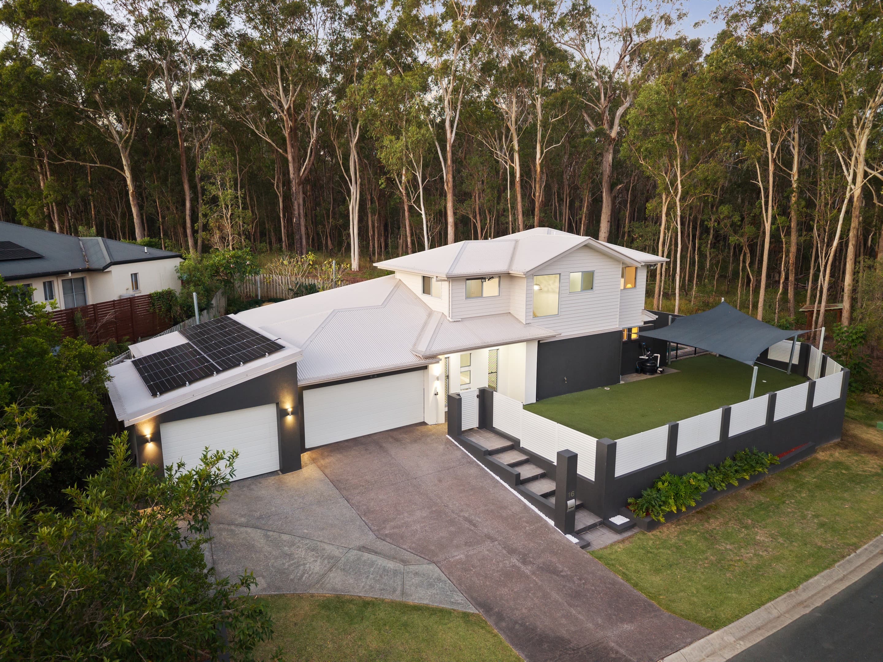 16 Elkhorn Street, Mount Cotton - Image 1