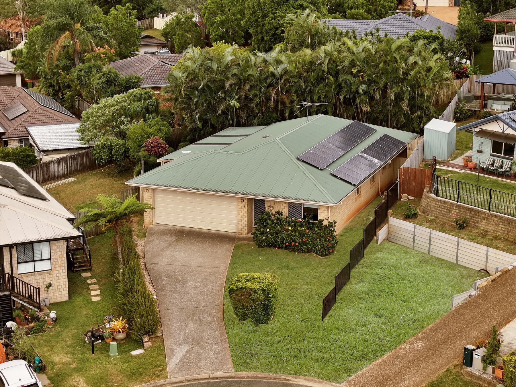 8 Kabut Court, Tanah Merah - Image 1