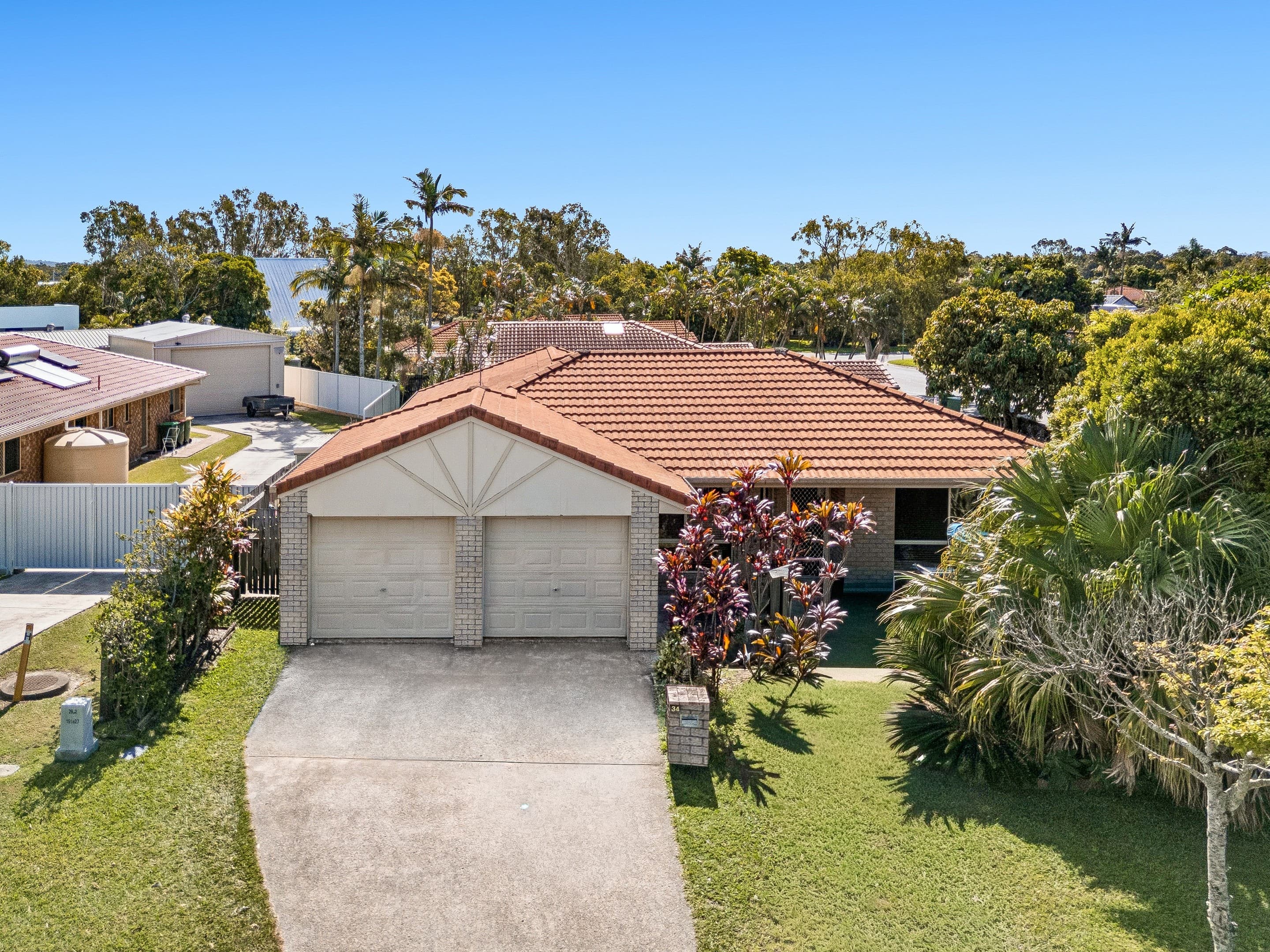 34 Homestead Drive, Little Mountain — photo 1 of 5