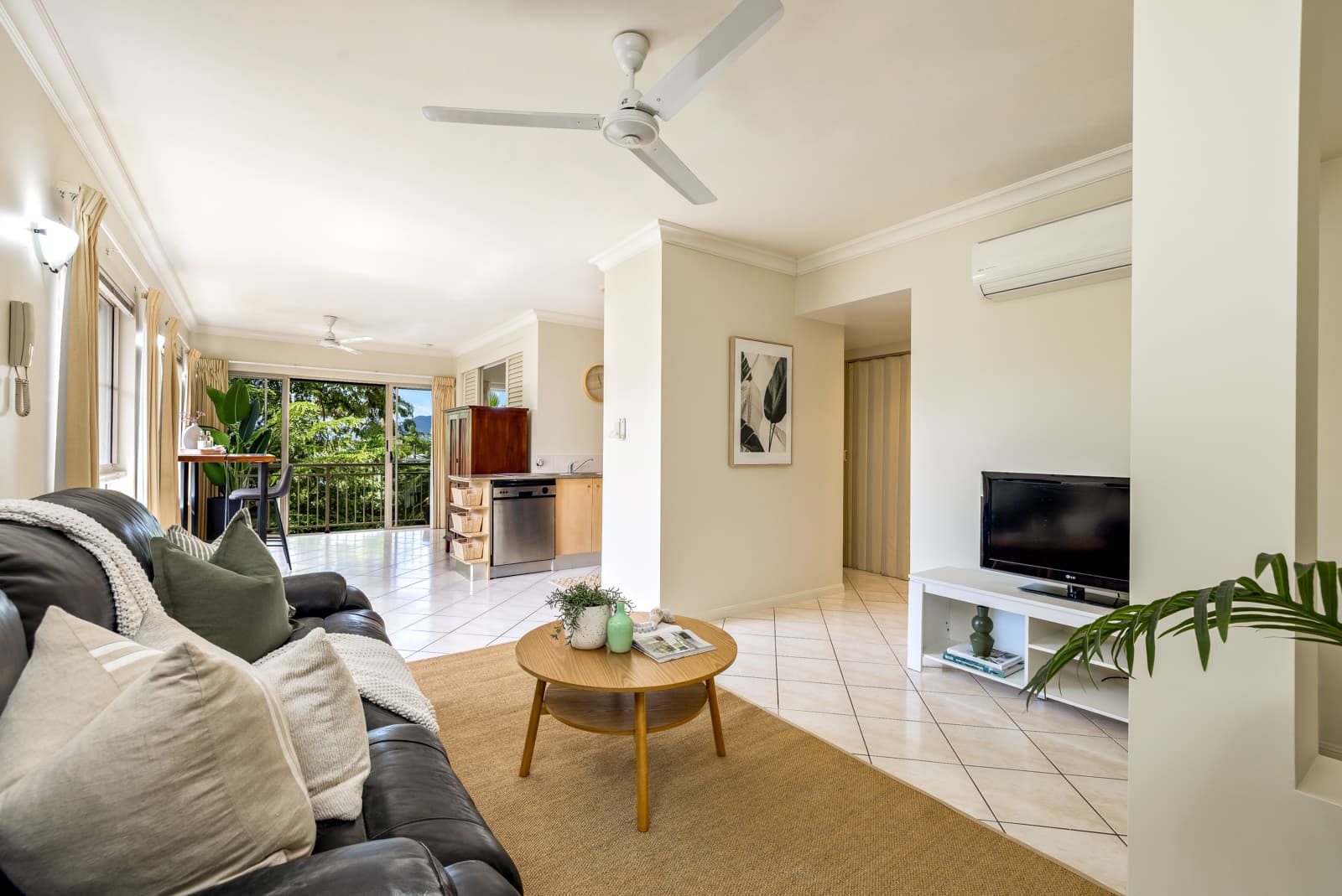 1221/2-10 Greenslopes Street, Cairns North — photo 1 of 5