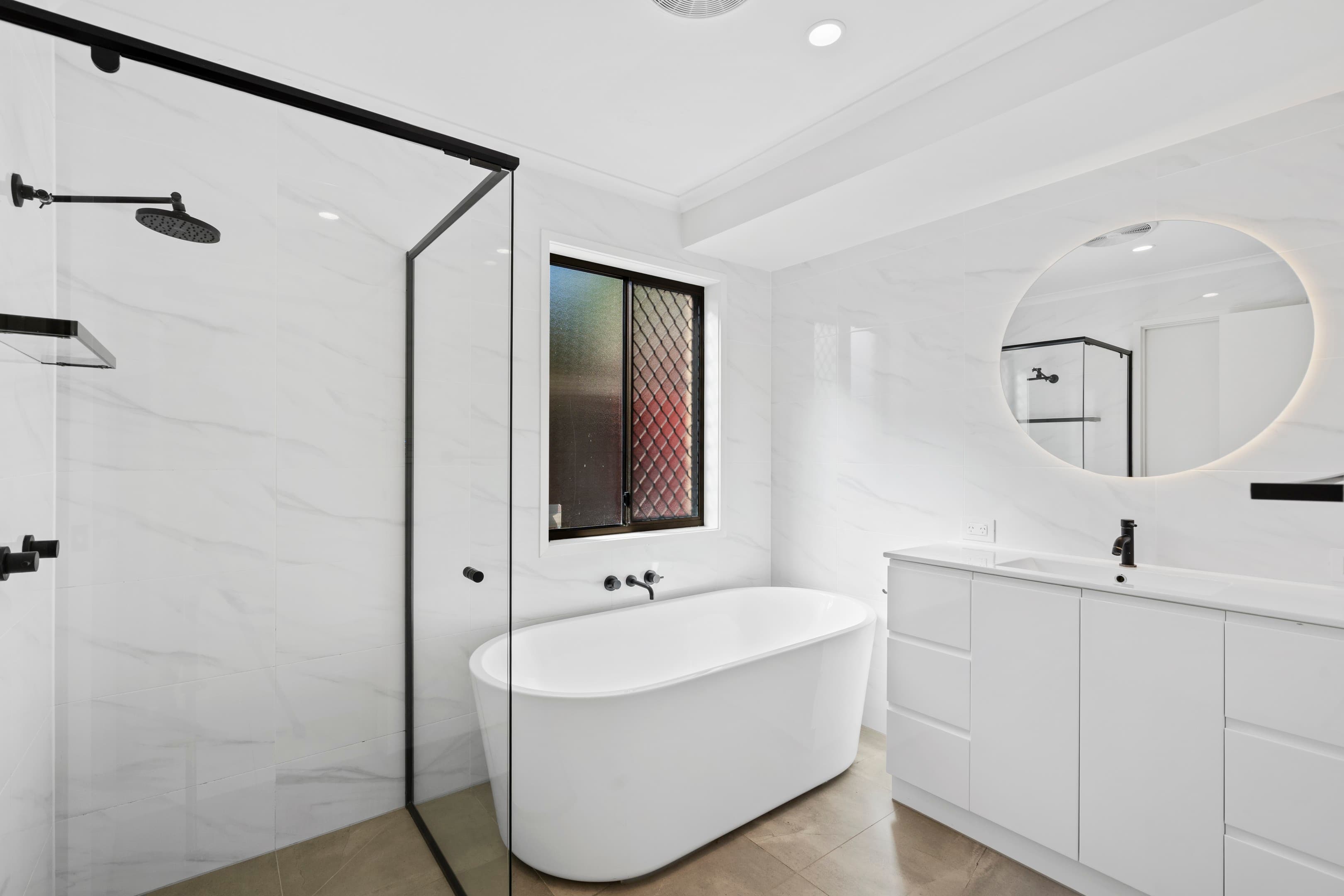 1 Doomben Close, Capalaba — photo 1 of 5
