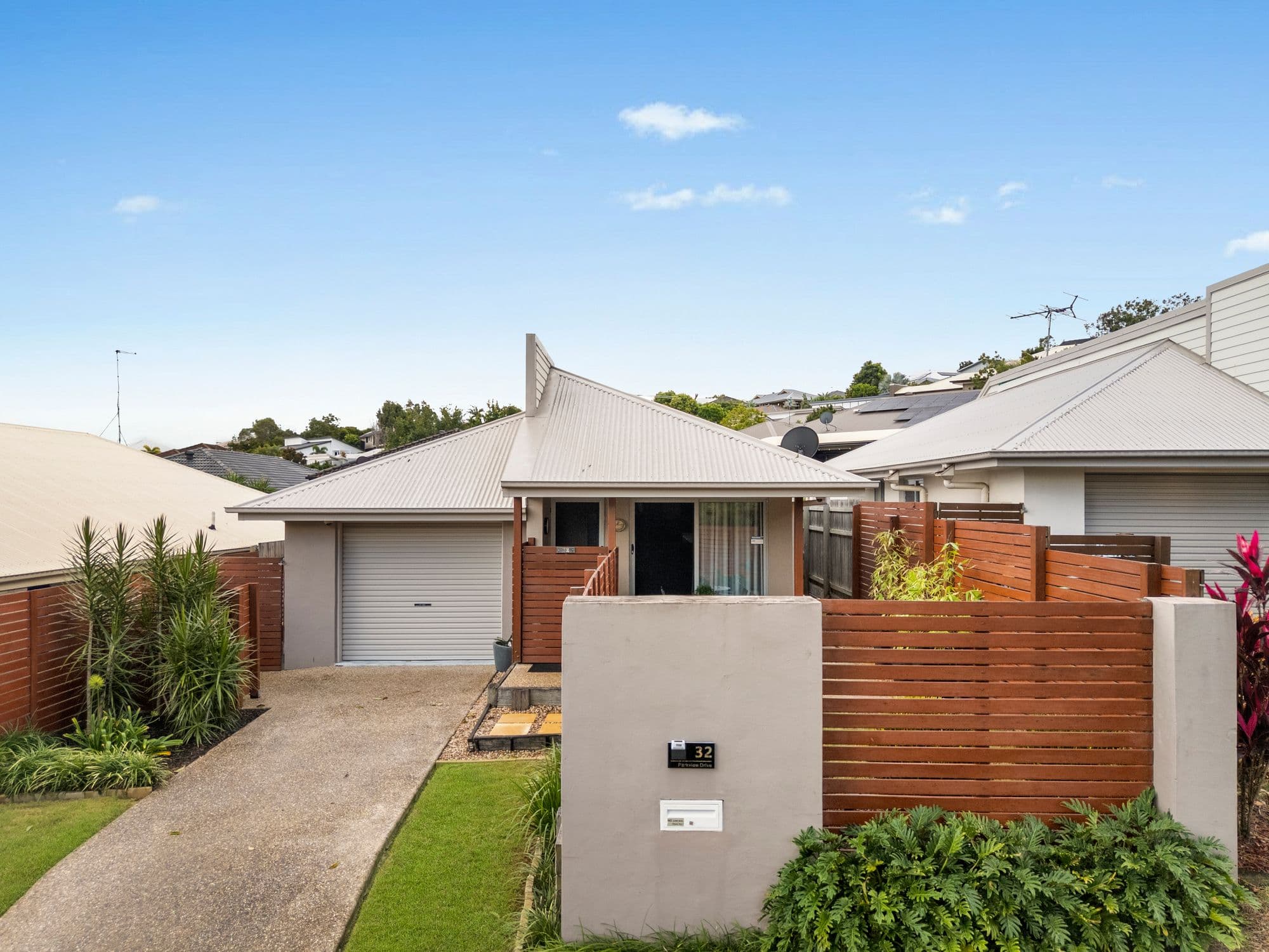 32 Parkview Drive, Springfield Lakes - Image 1