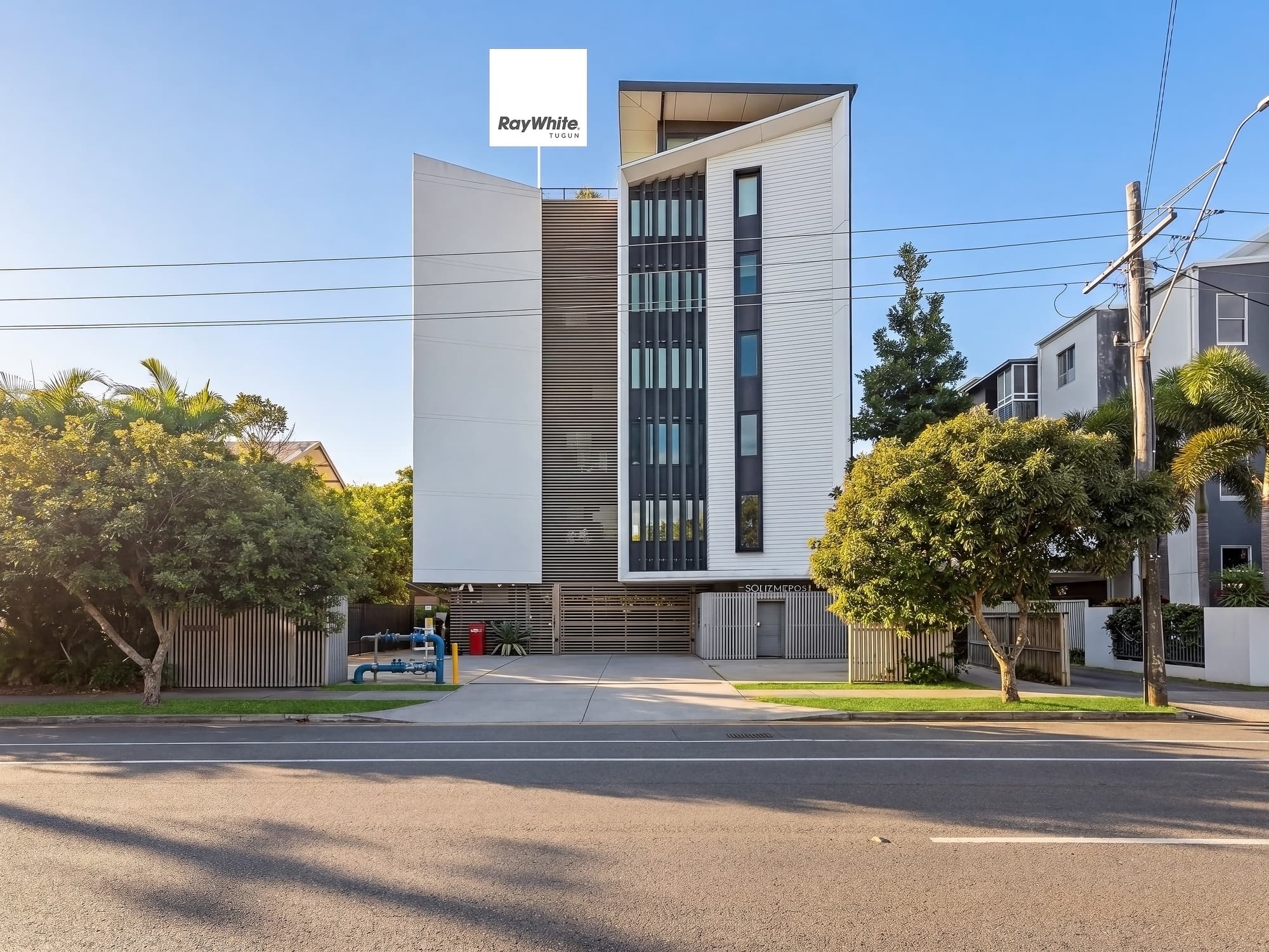 202/85 Golden Four Drive, Bilinga - Image 1
