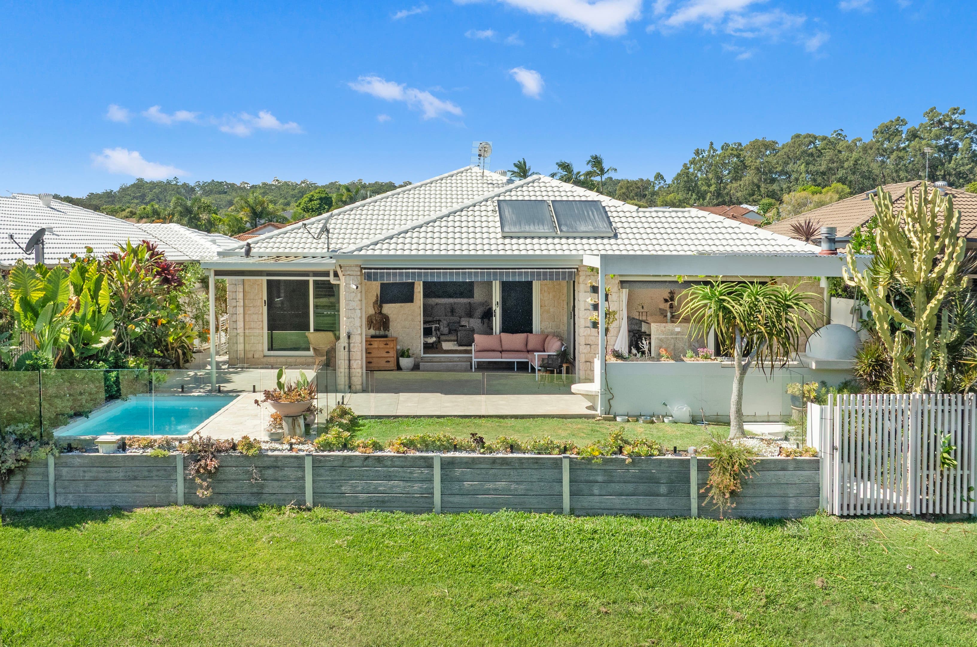 29 Tussock Crescent, Elanora - Image 1