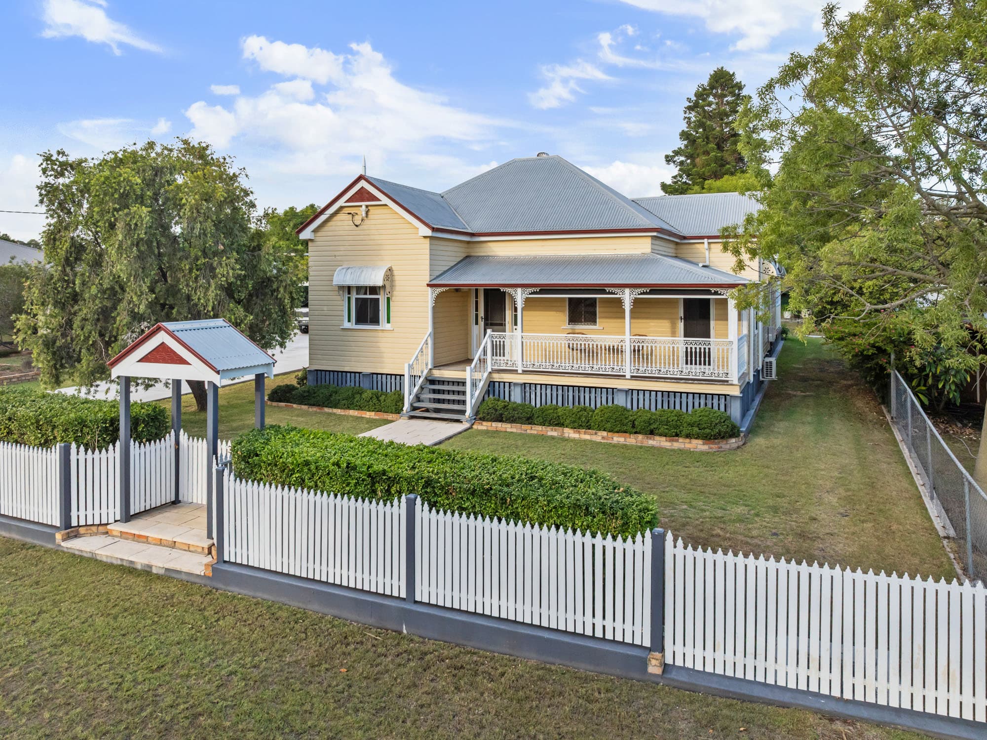 26 Mocatta Street, Goombungee — photo 1 of 5
