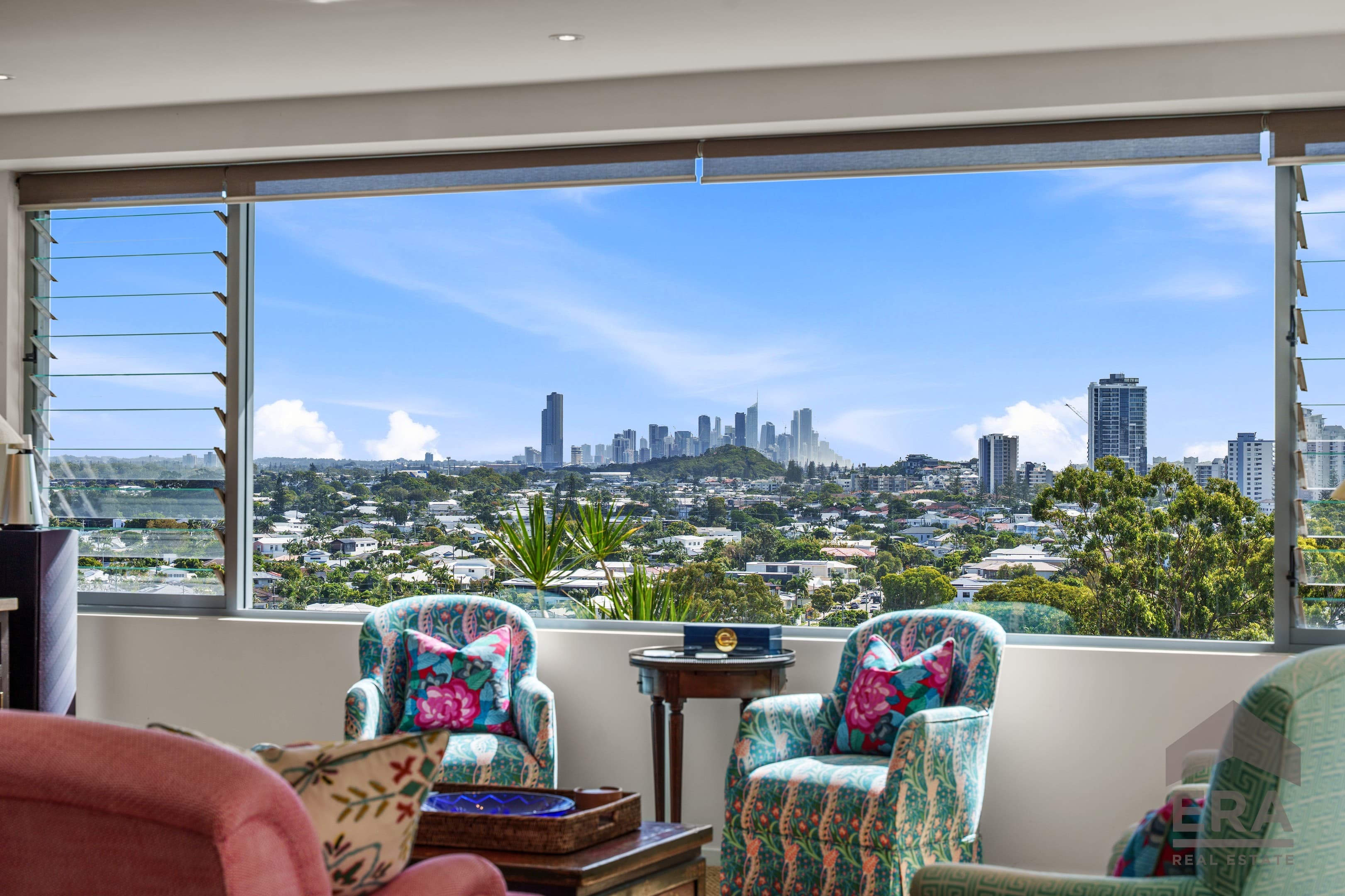 9 View Street, Burleigh Heads - Image 1