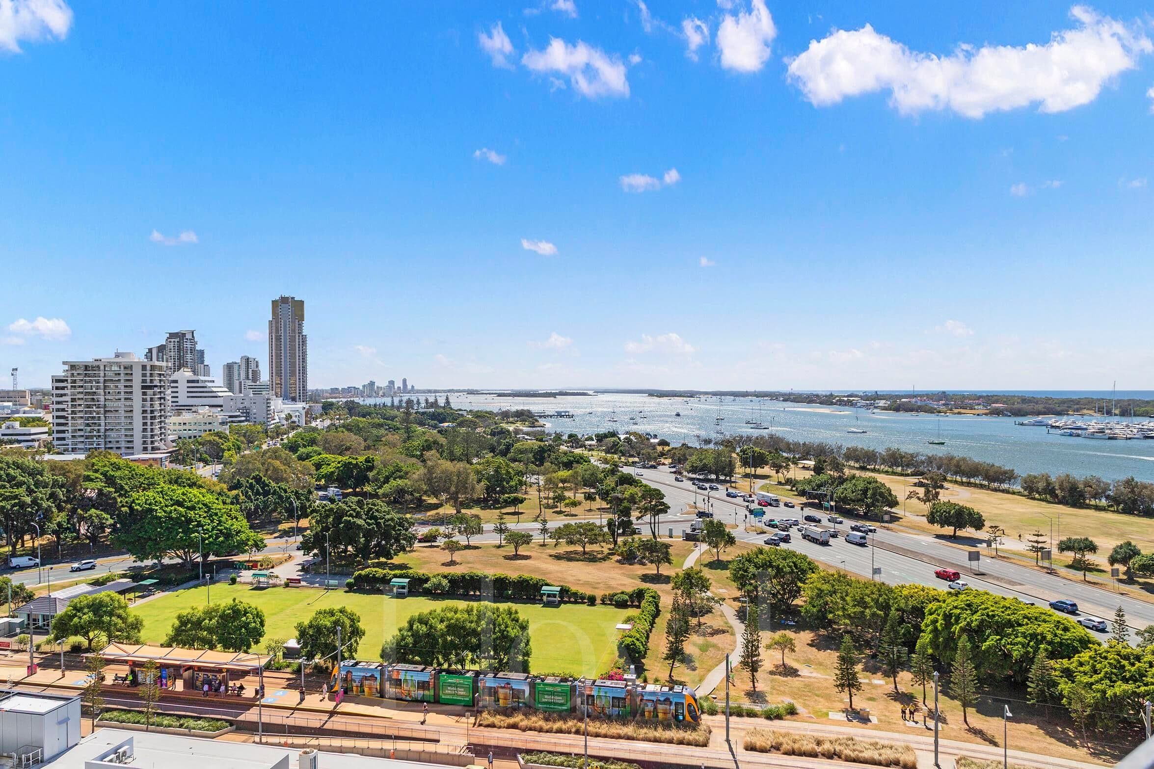 1102/2 Como Crescent, Southport - Image 1