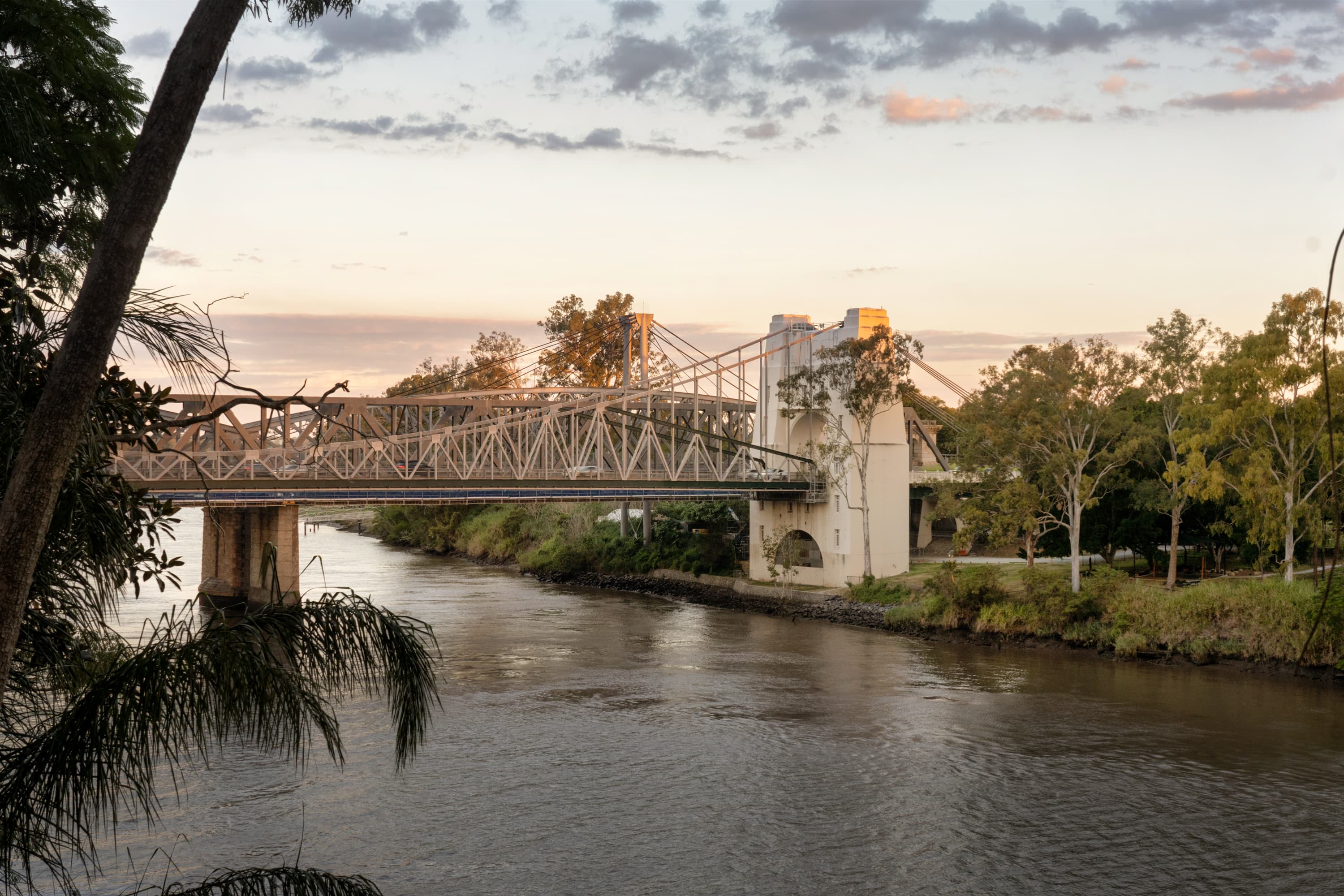 25 Radnor Street, Indooroopilly — photo 1 of 5