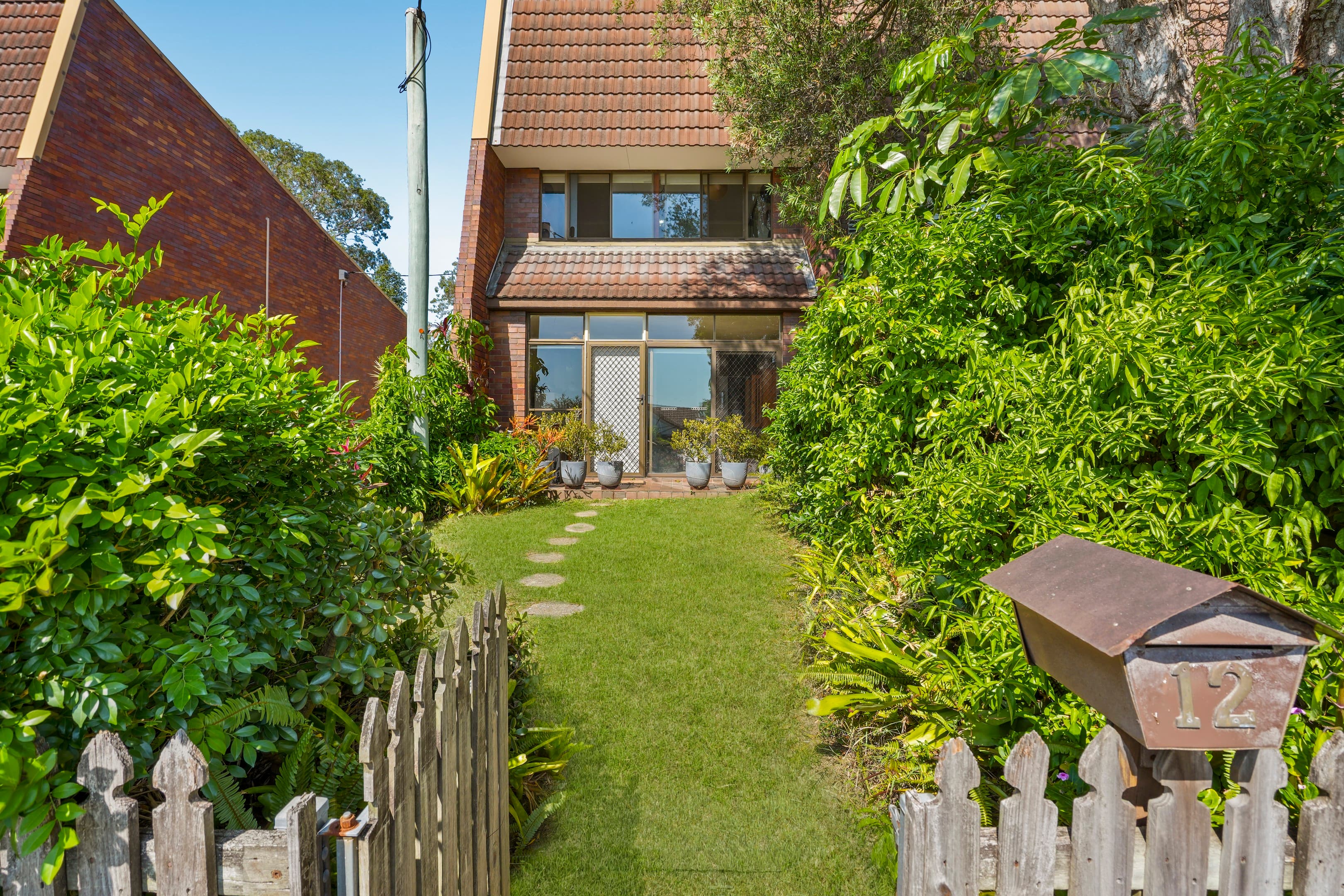 12/76-84 Holland Crescent, Capalaba — photo 1 of 5
