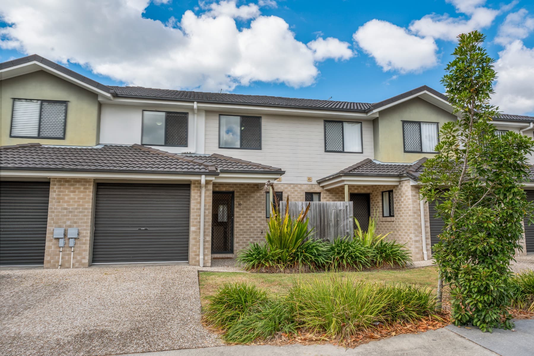 Wynnum West — photo 1 of 5