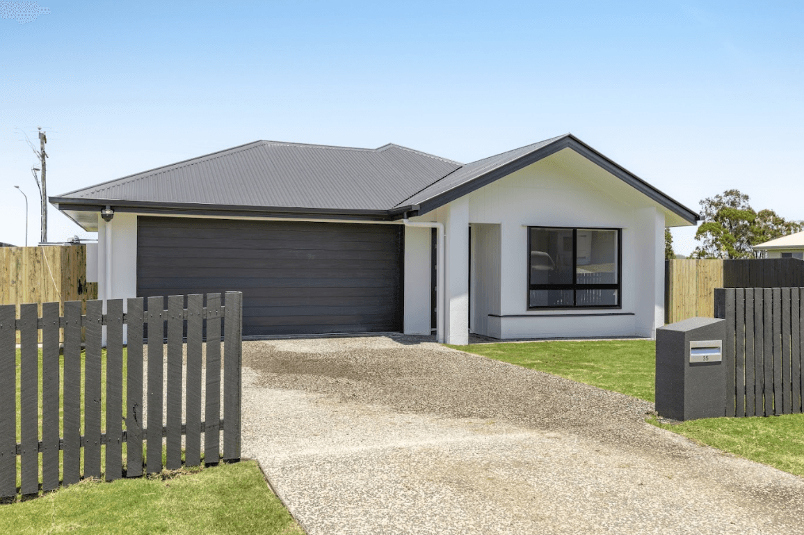35 Jacana Street, Glenvale - Image 1