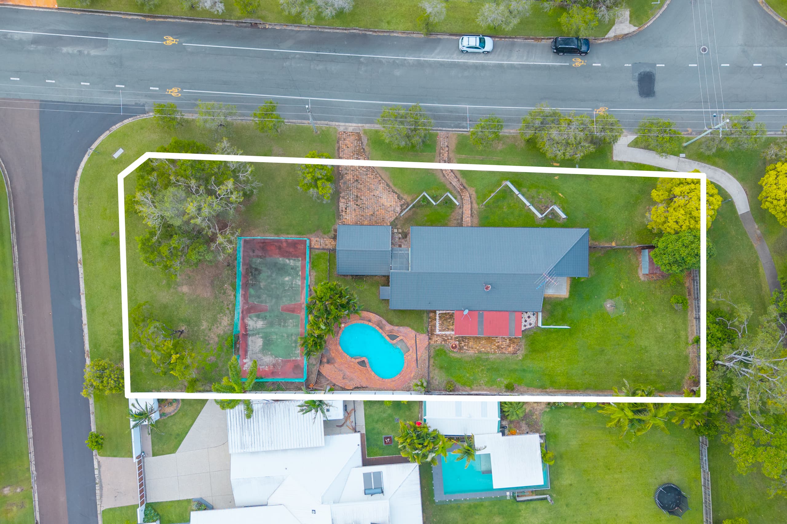 1 Flamingo Street, Little Mountain — photo 2 of 5