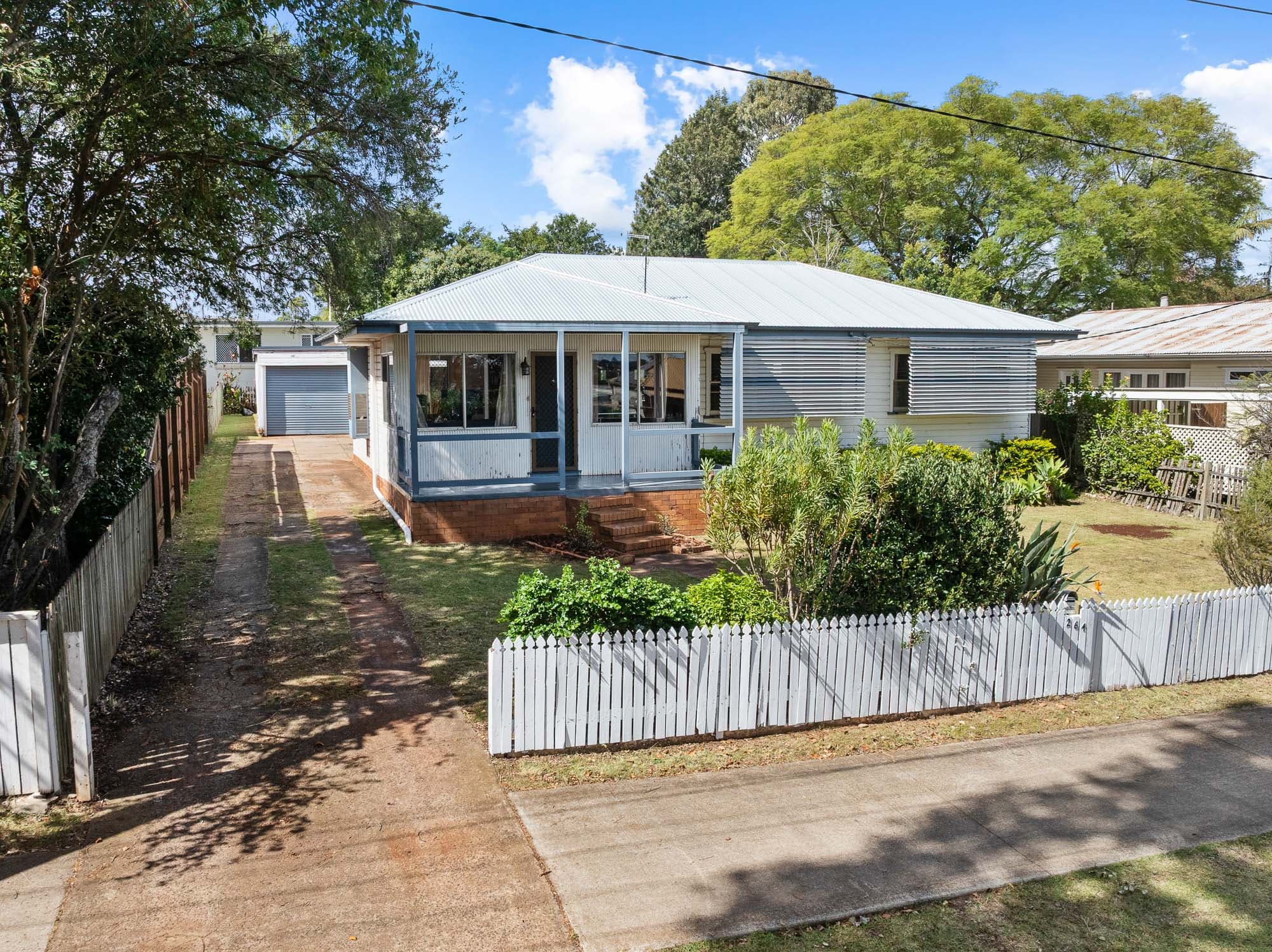 264 Geddes Street, Centenary Heights - Image 1