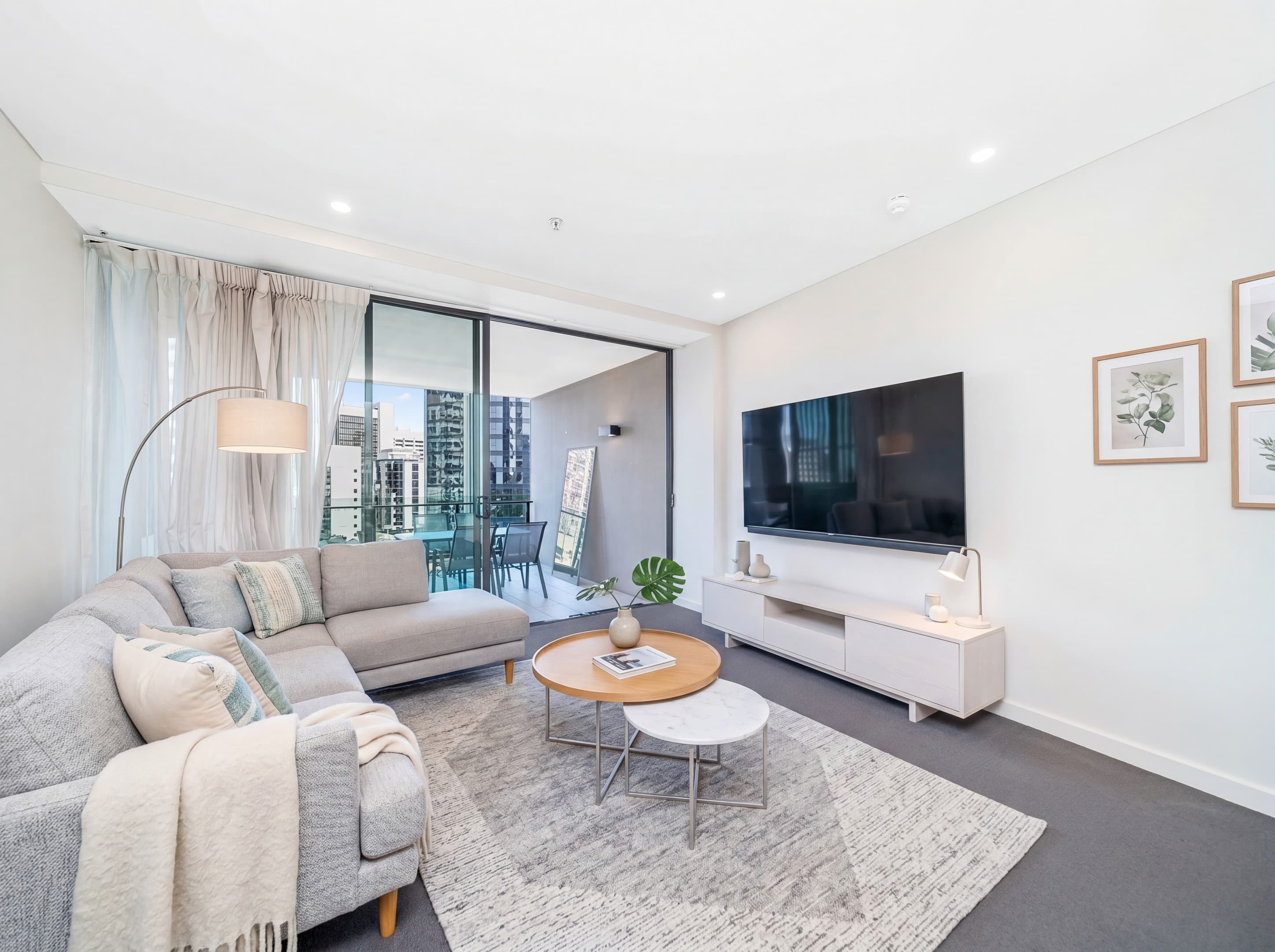 Unit 1102/109 Astor Terrace, Spring Hill — photo 1 of 5