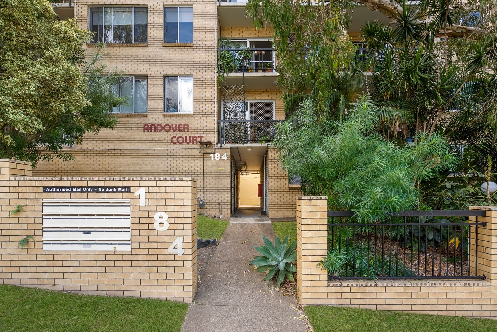 5/184 Herston Road, Herston — photo 1 of 5