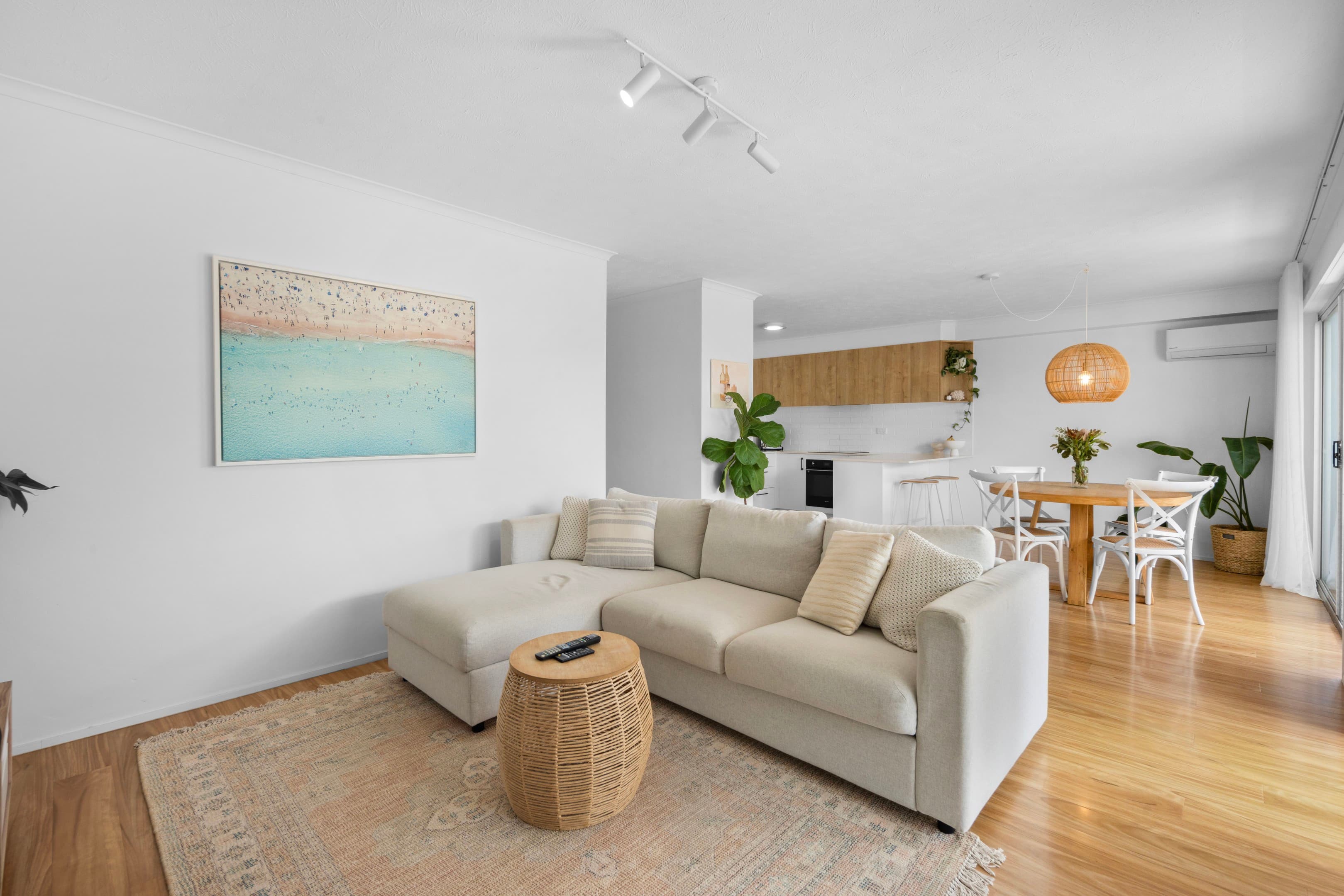 6/108-112 Petrel Avenue, Mermaid Beach - Image 1