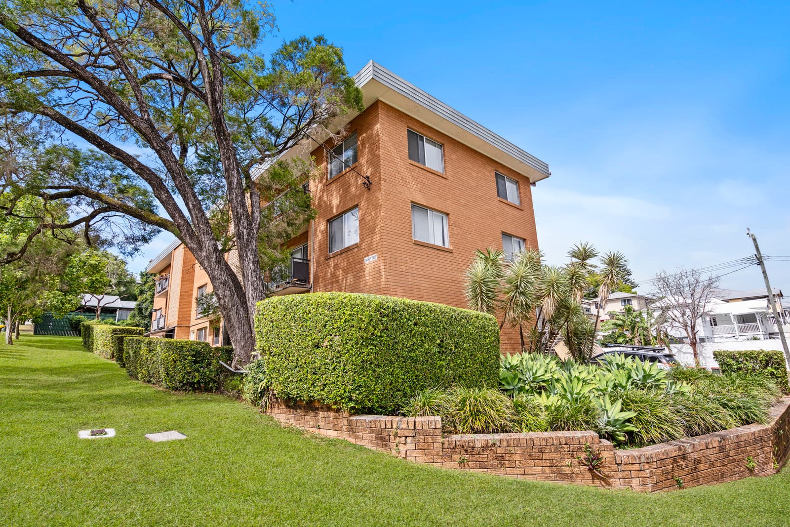 4/20 Somervell Street, Annerley - Image 1
