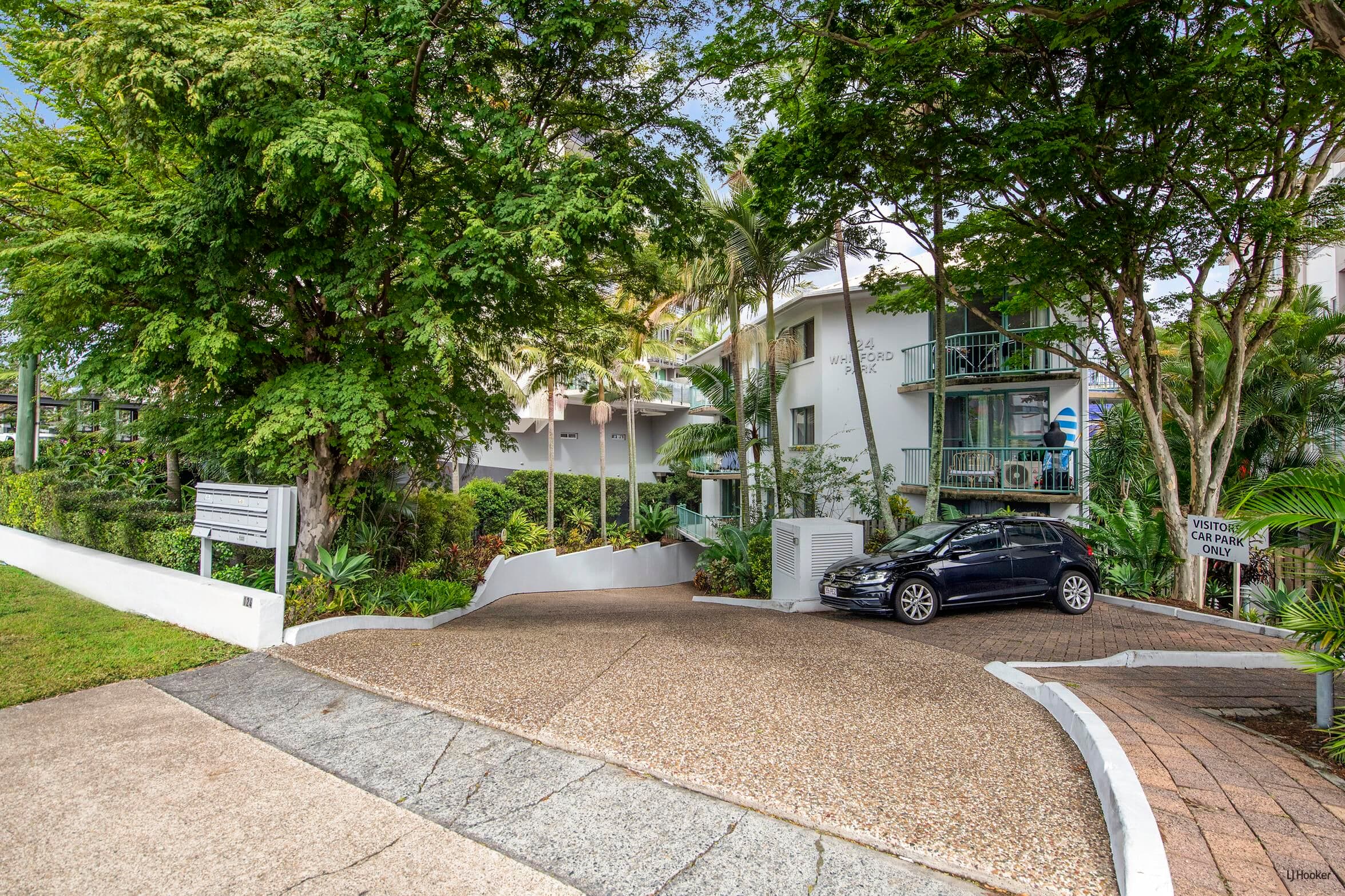 10/124 Queen Street, Southport — photo 1 of 5