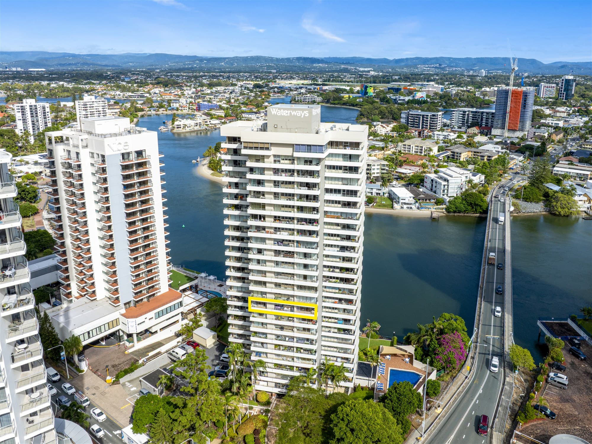 27/40 Ferny Avenue, Surfers Paradise - Image 1