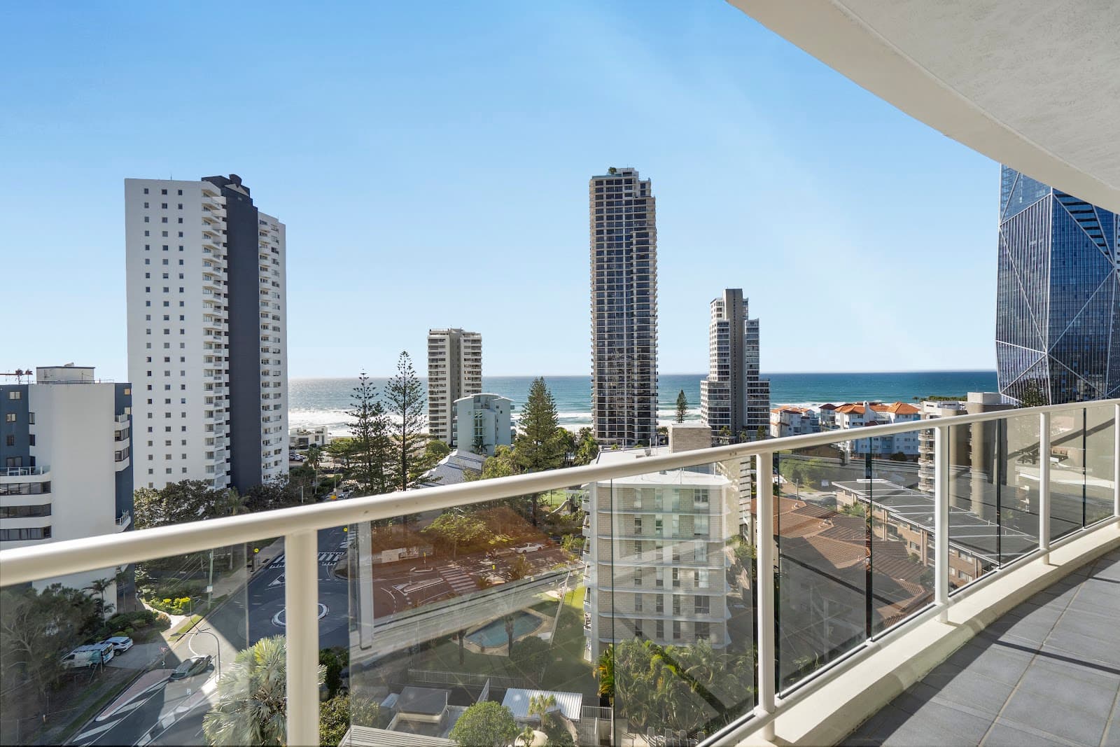 1006/18 Fern Street, Surfers Paradise - Image 1