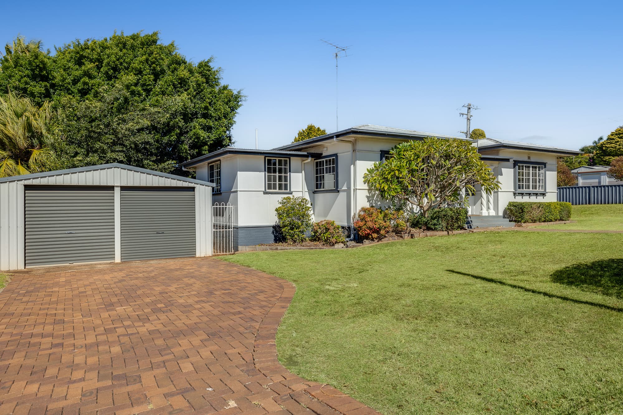 24 Vacy Street, Newtown - Image 1