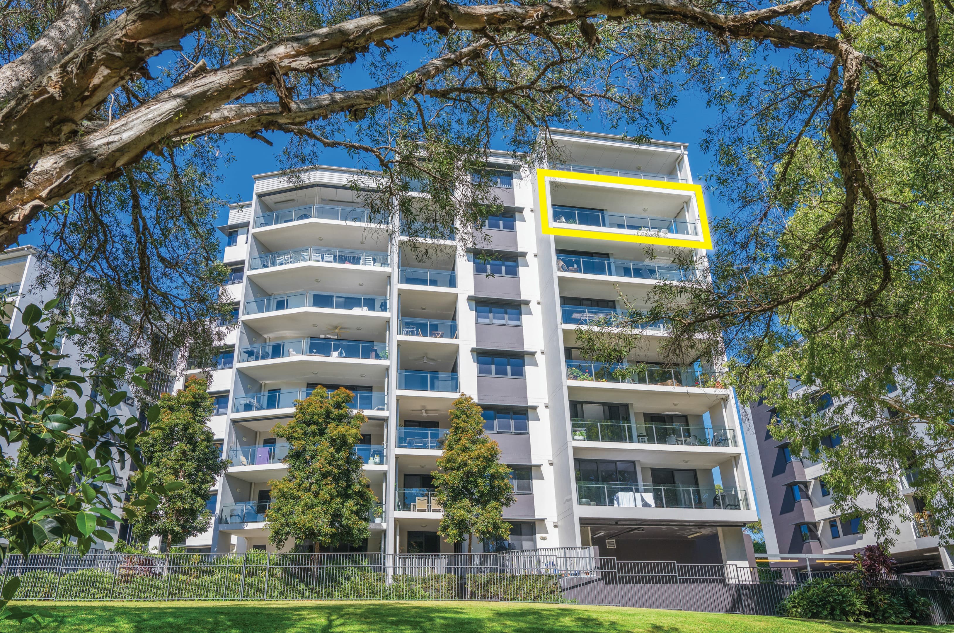 272/32 Gladys Street, Stones Corner - Image 1