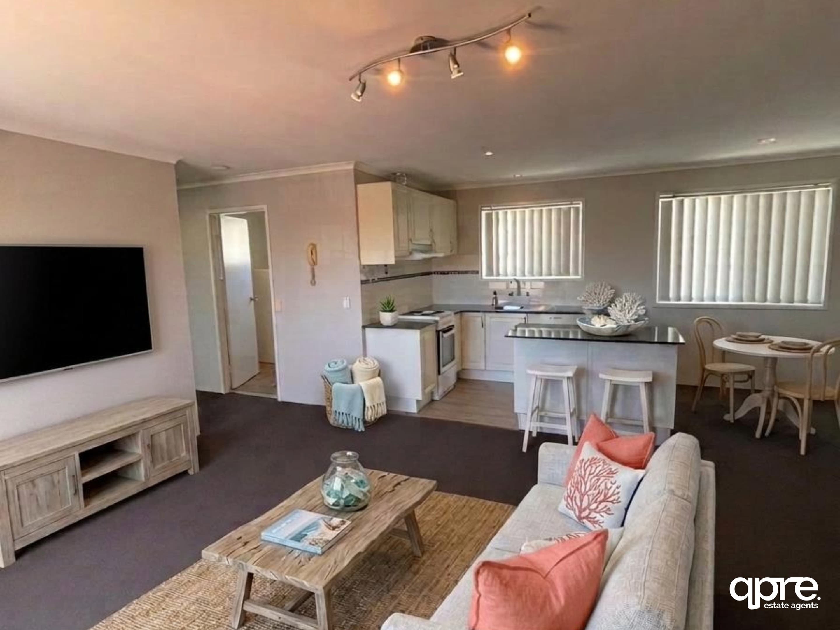 Unit 12/9 Loder Street, Biggera Waters — photo 1 of 5