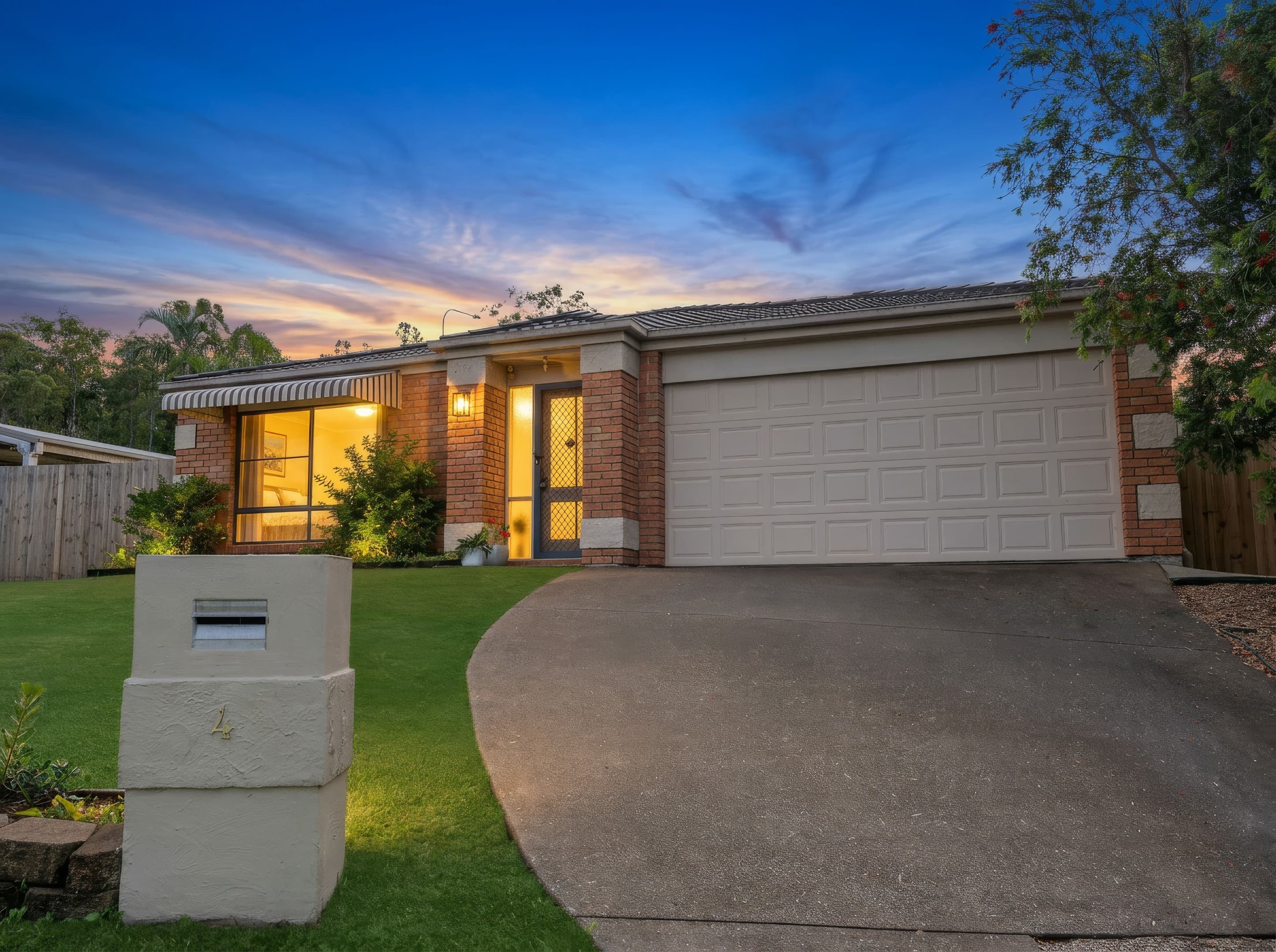 4 Jones Place, Arana Hills - Image 1