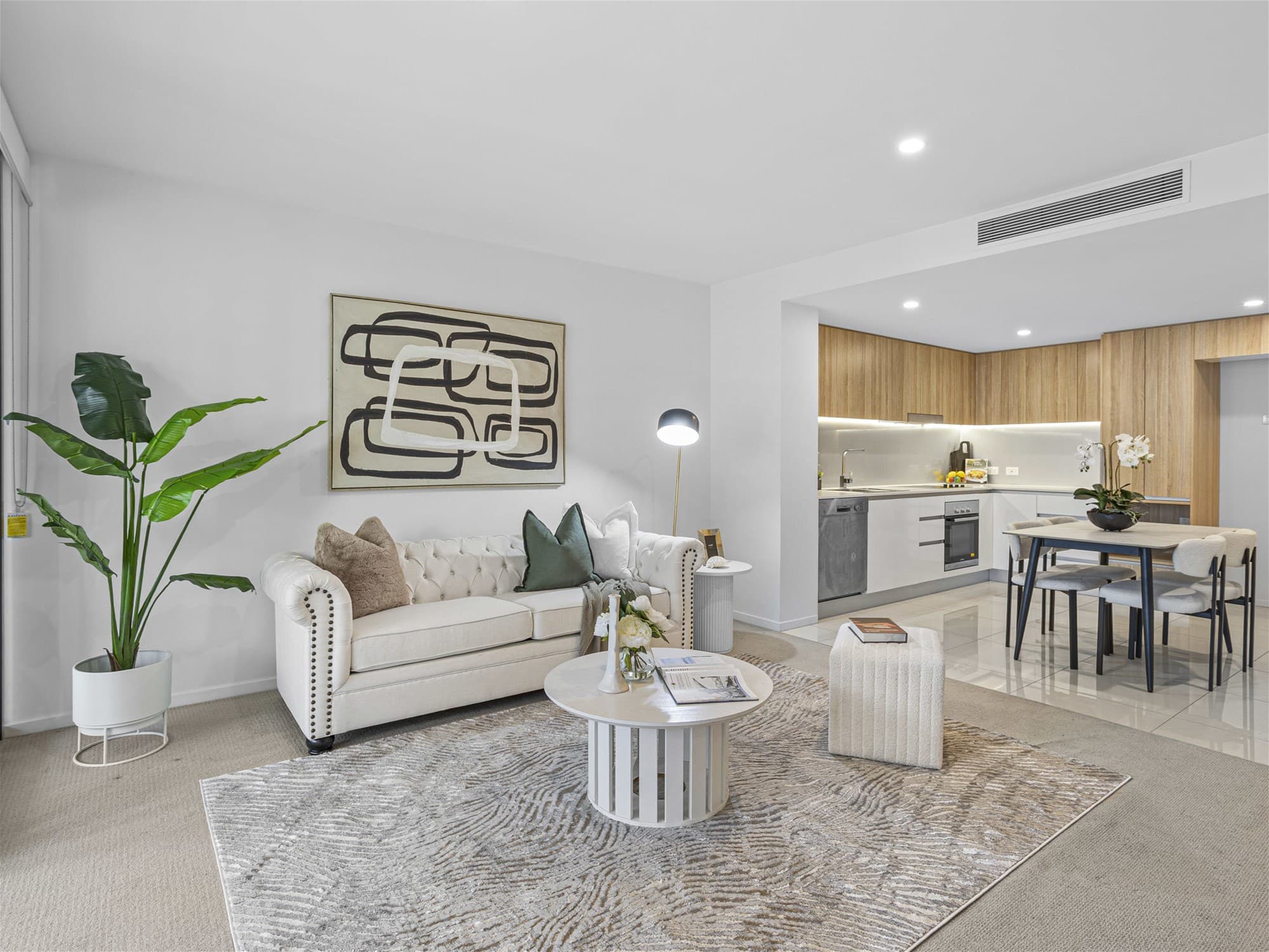 913/45 Wellington Road, East Brisbane - Image 1