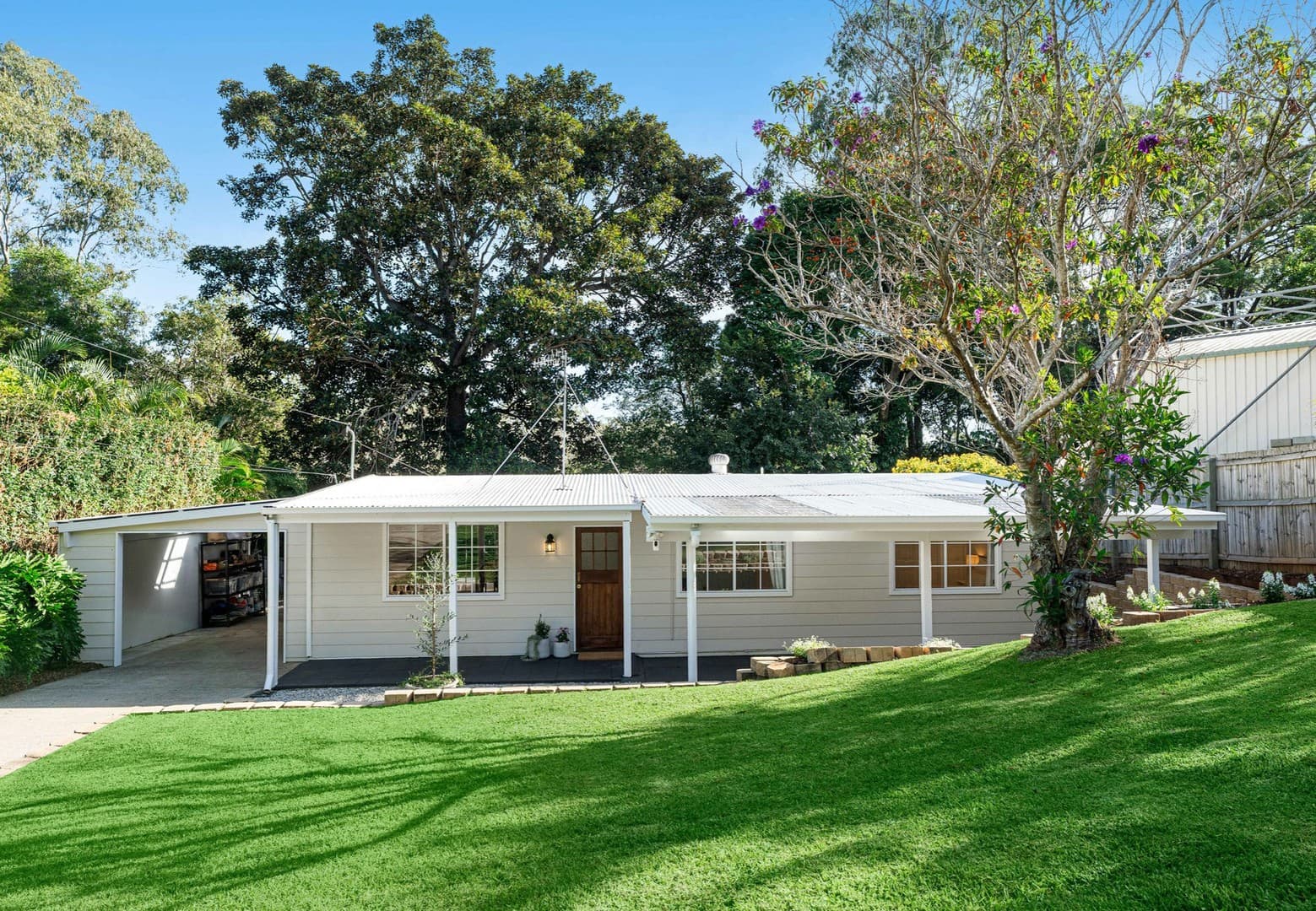 32 Beacon Drive, Cornubia - Image 1