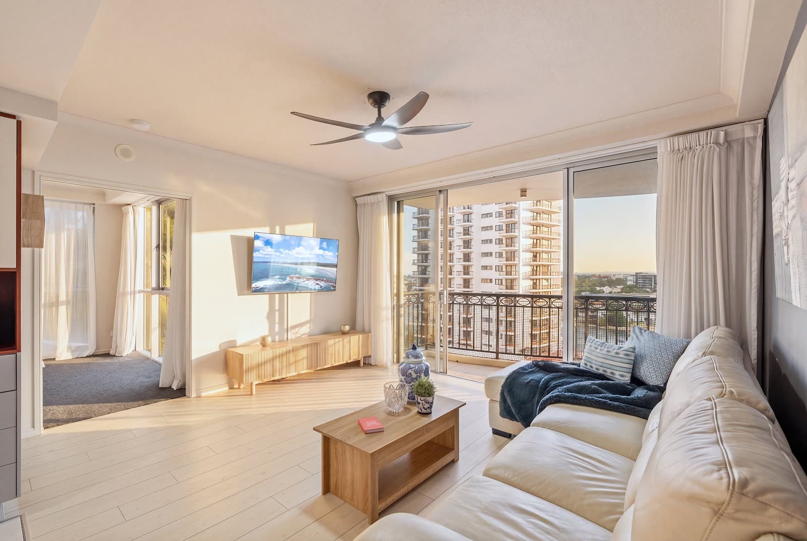 2077/23 Ferny Avenue, Surfers Paradise - Image 1