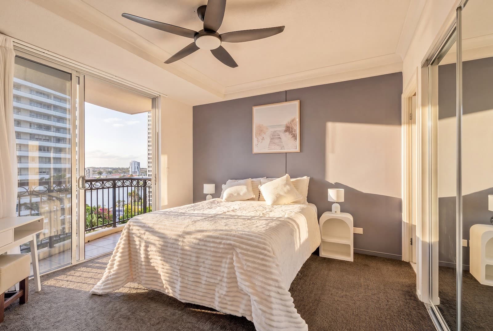 2077/23 Ferny Avenue, Surfers Paradise — photo 1 of 5