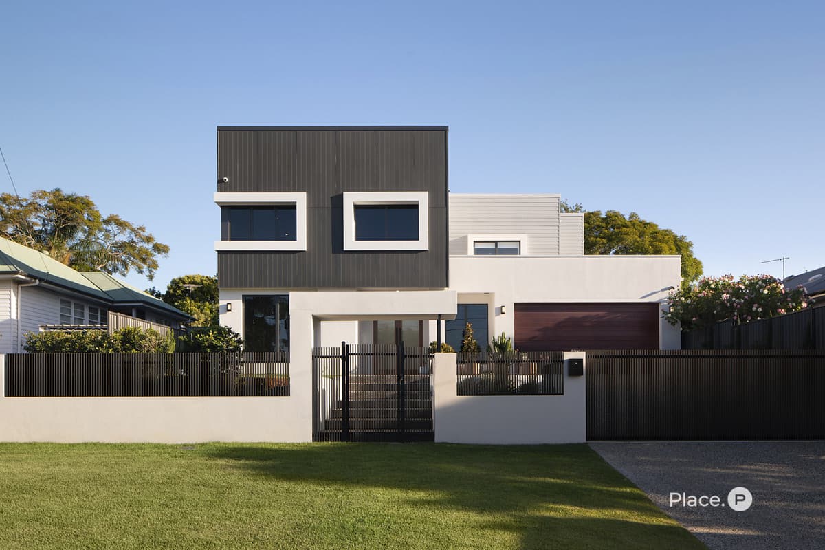90 Canterbury Street, Mount Gravatt East — photo 1 of 5