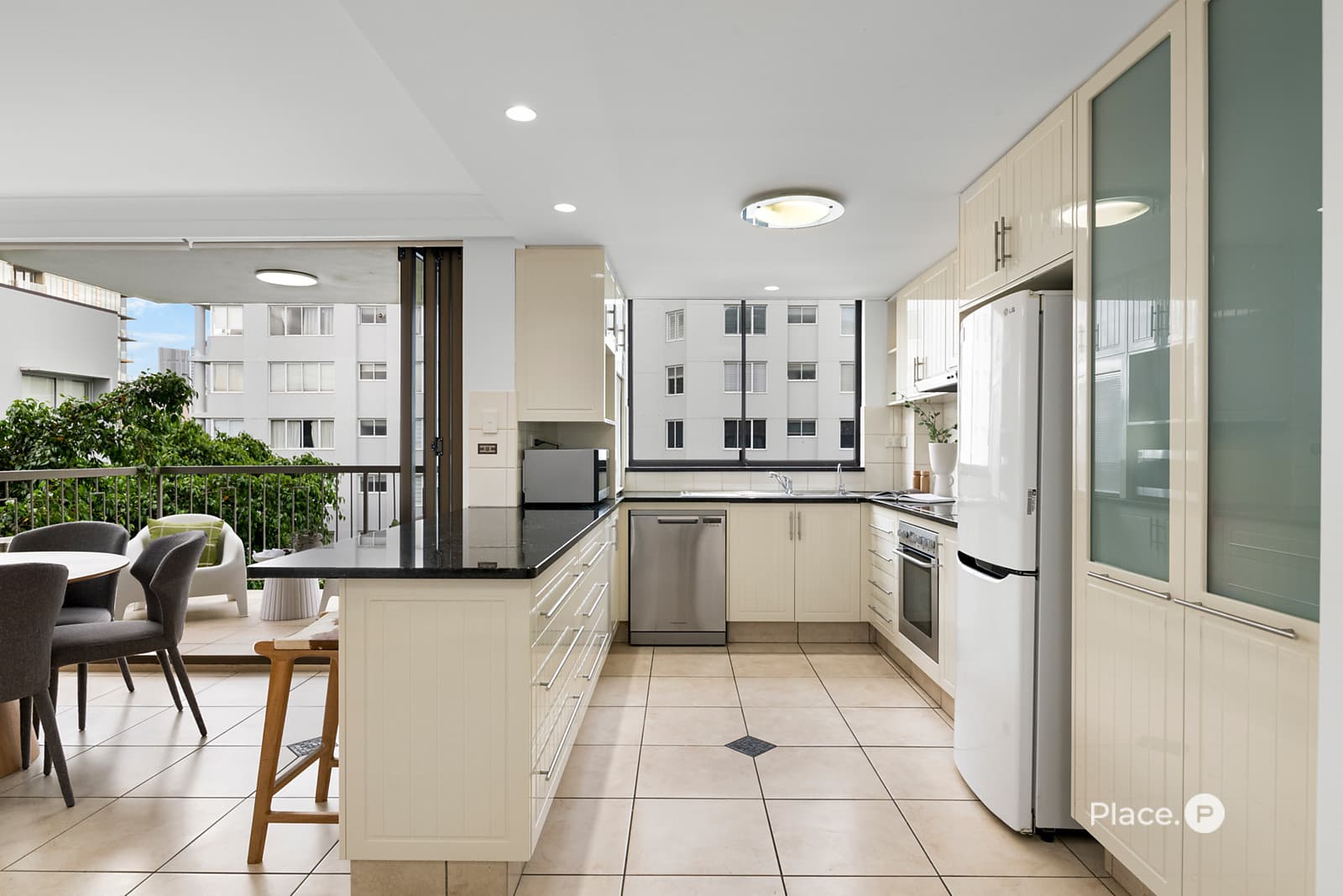23/83 O'Connell Street, Kangaroo Point — photo 1 of 5