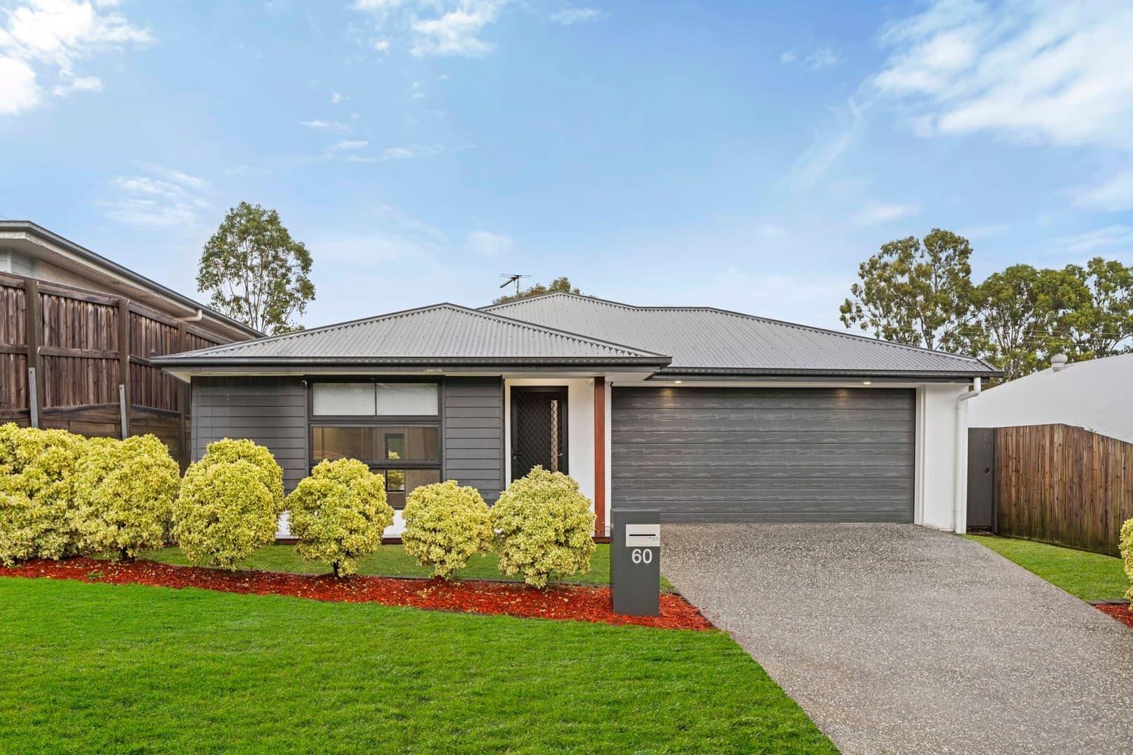 60 Bayswood Circuit, Redland Bay - Image 1