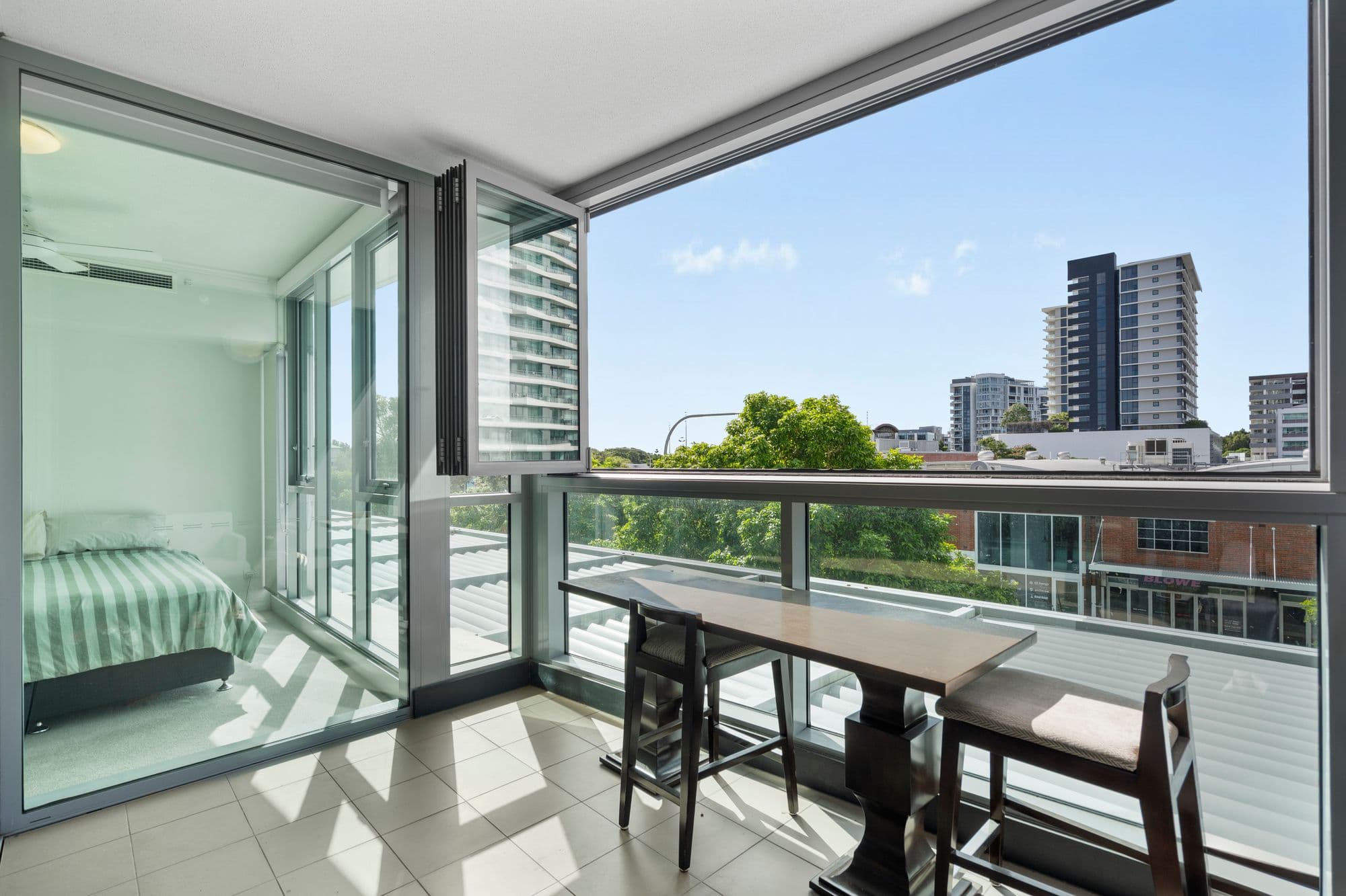 20206/8 Hercules Street, Hamilton — photo 1 of 5