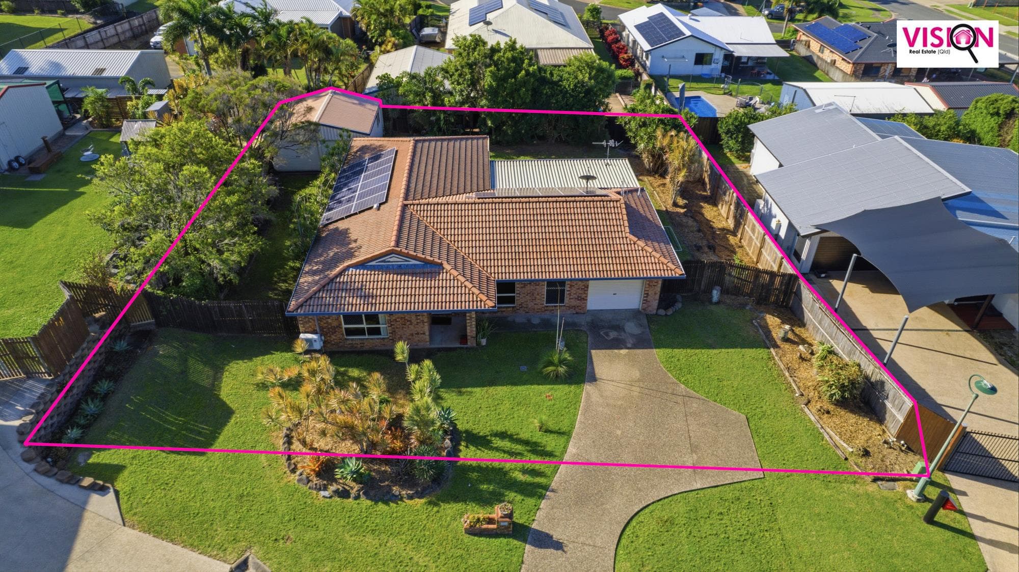 19 Alexander Street, Rural View — photo 1 of 5