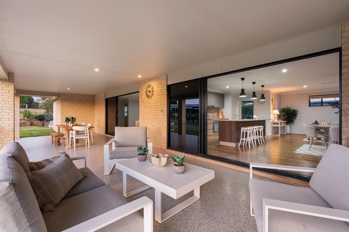 33 Lilly Avenue, Cawdor — photo 1 of 5