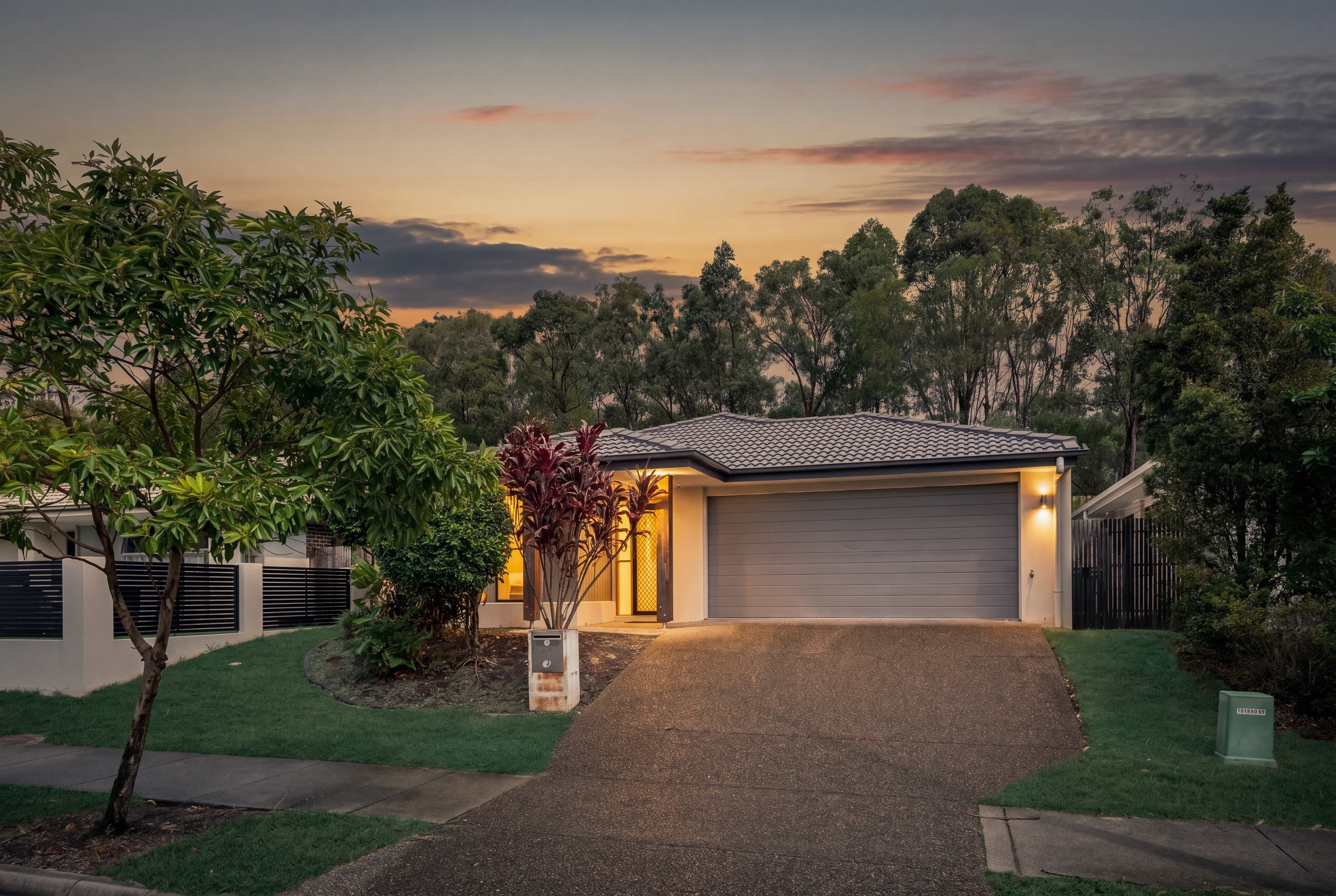 538 Gainsborough Drive, Pimpama - Image 1