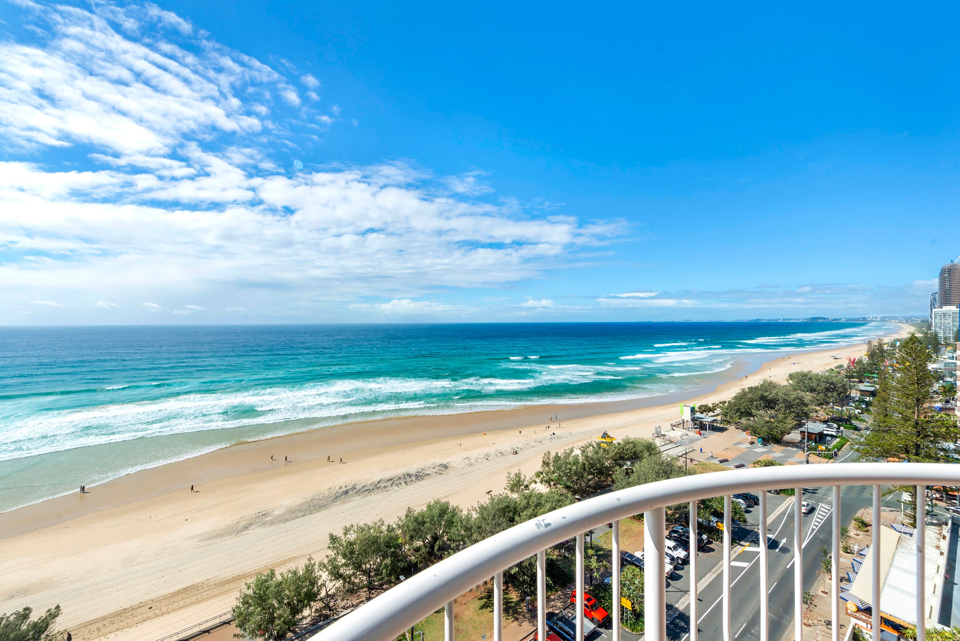 325/2 View Avenue, Surfers Paradise — photo 1 of 5