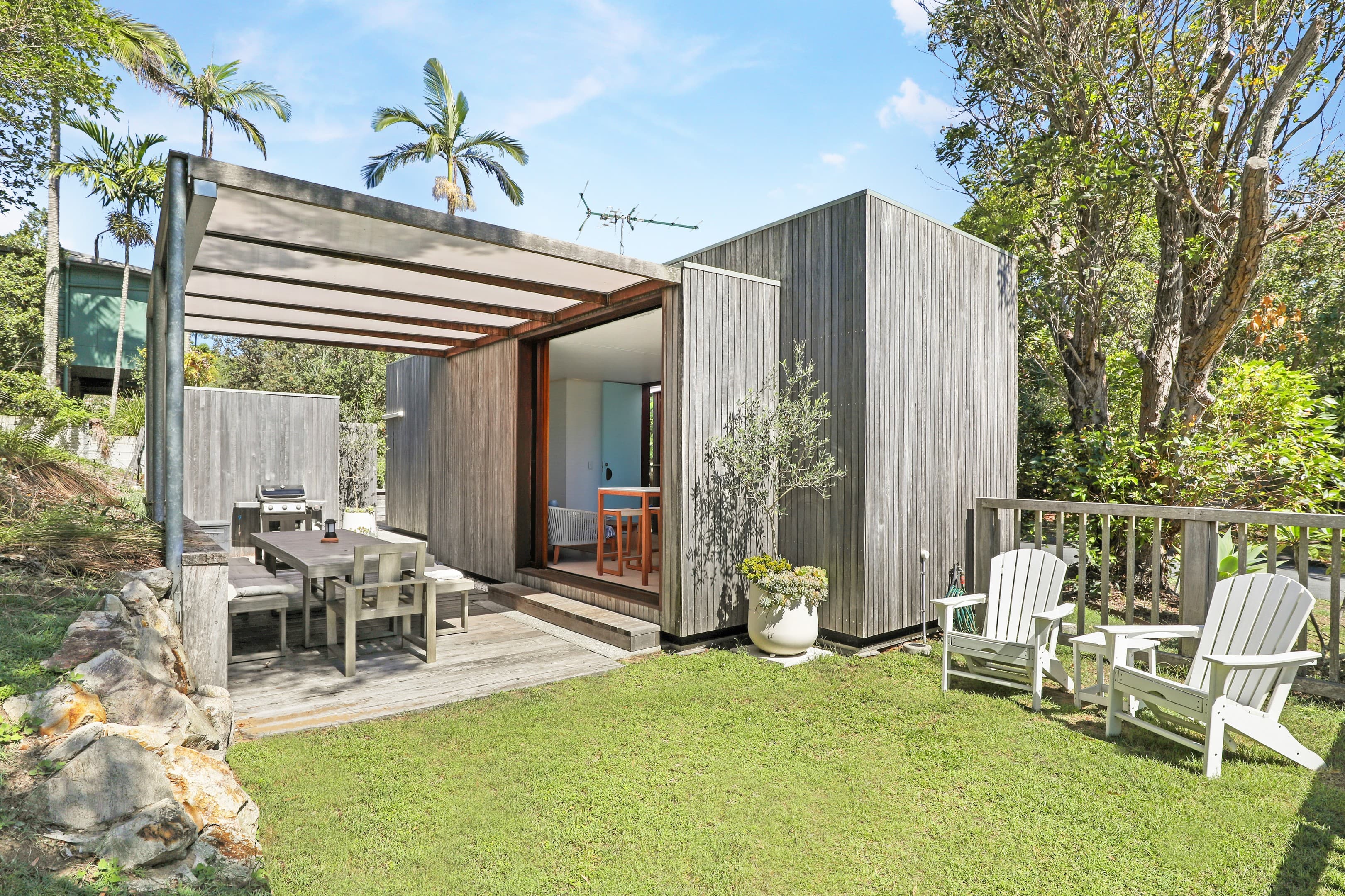 123 Tramican Street, Point Lookout - Image 1