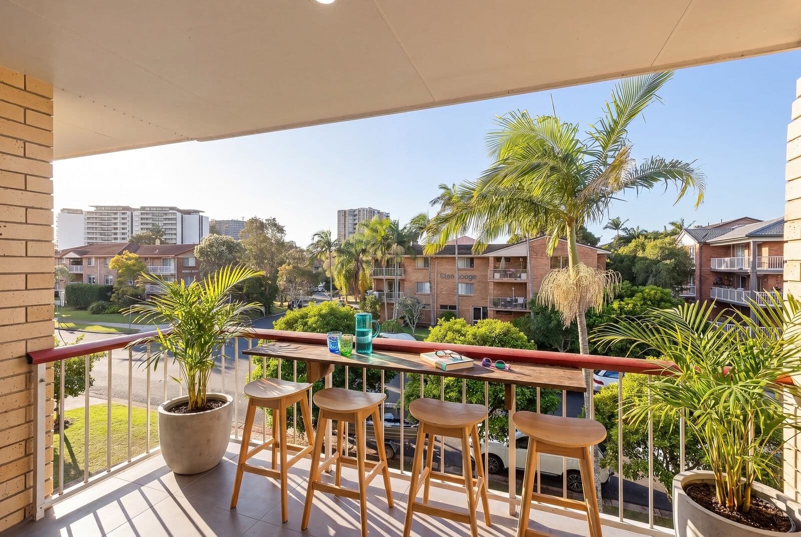 7/4 Allara Avenue, Palm Beach - Image 1