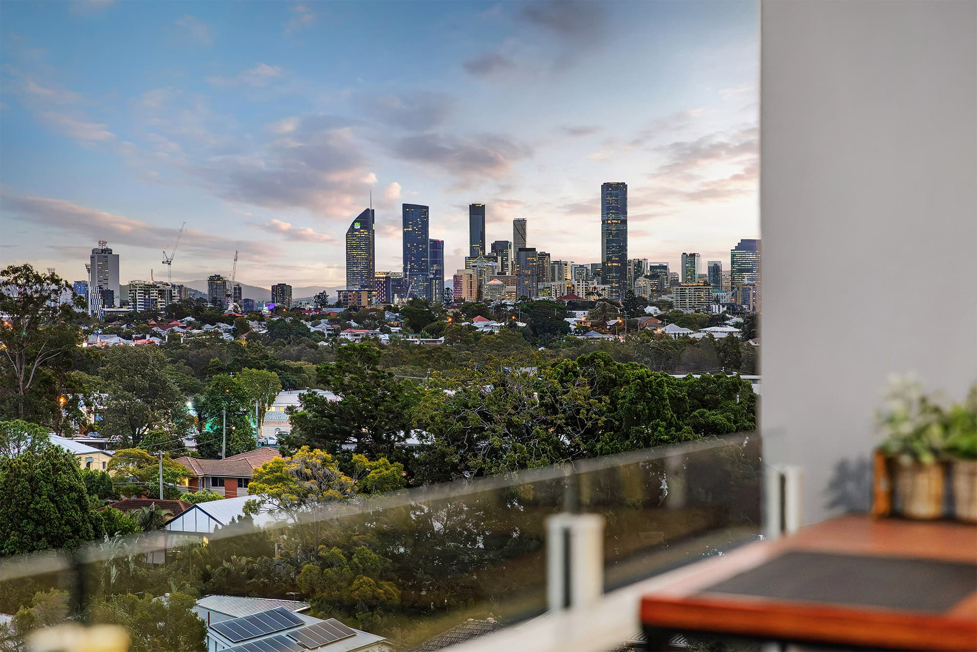 2079/123 Cavendish Road, Coorparoo - Image 1