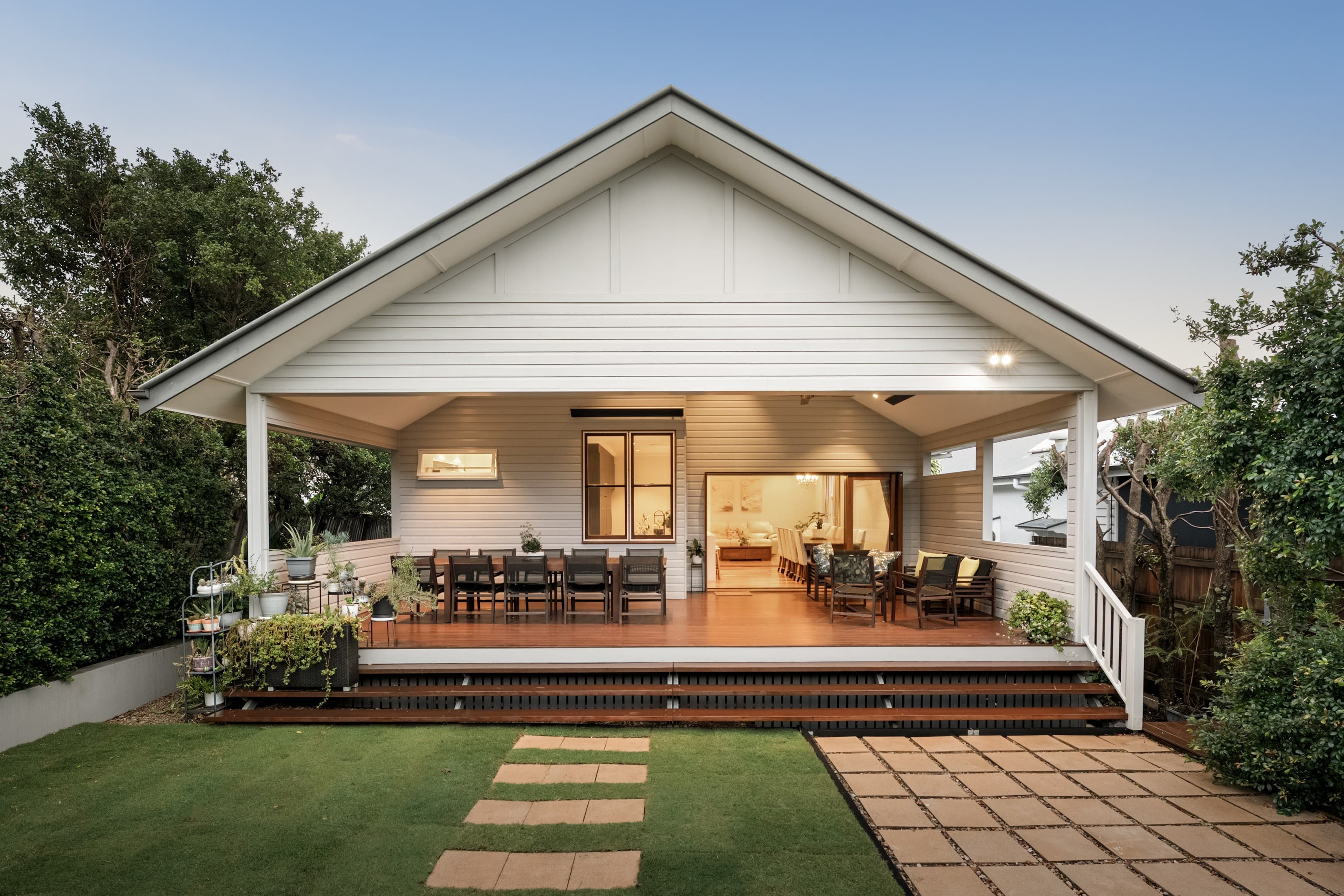 33 Abbott Street, Ascot - Image 1