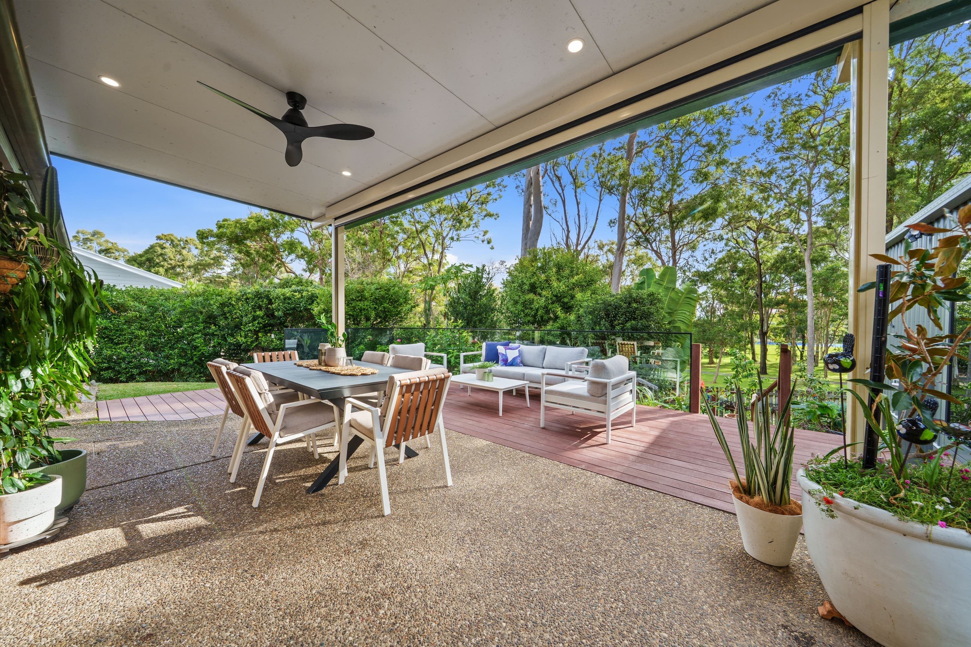 122 Parasol Street, Ashmore - Image 1