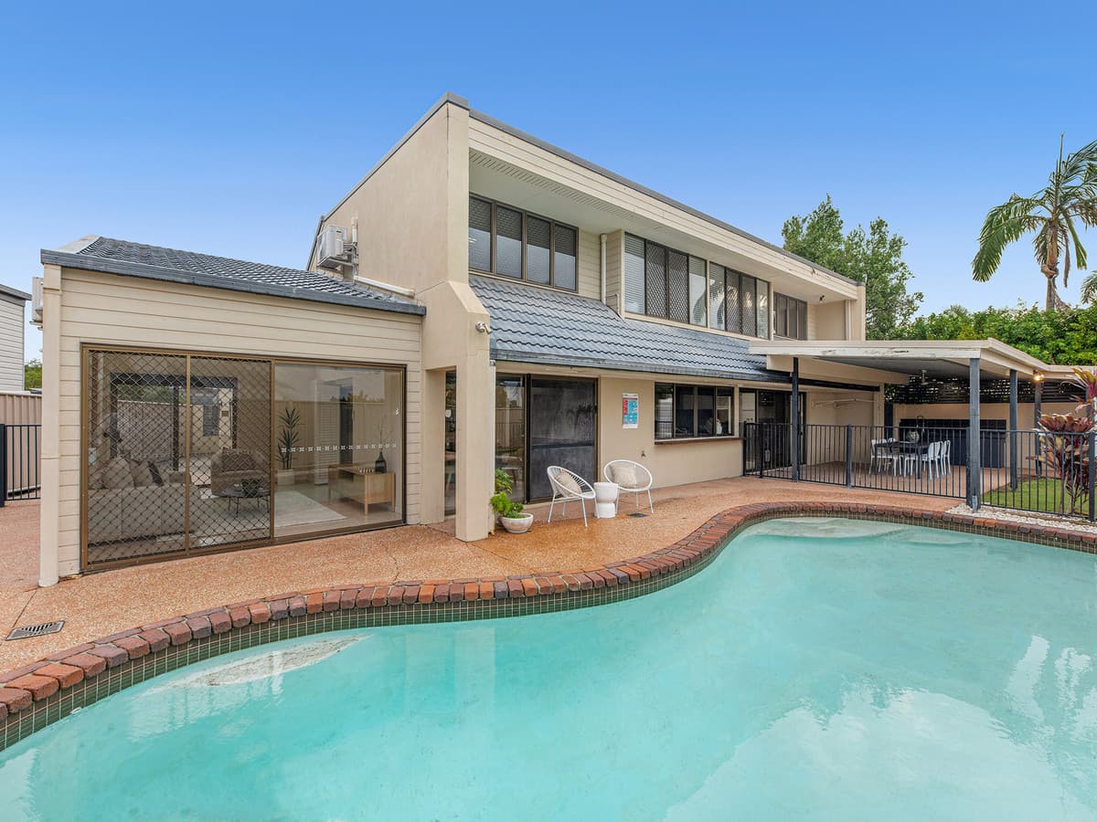 68 Colonsay Street, Middle Park - Image 1