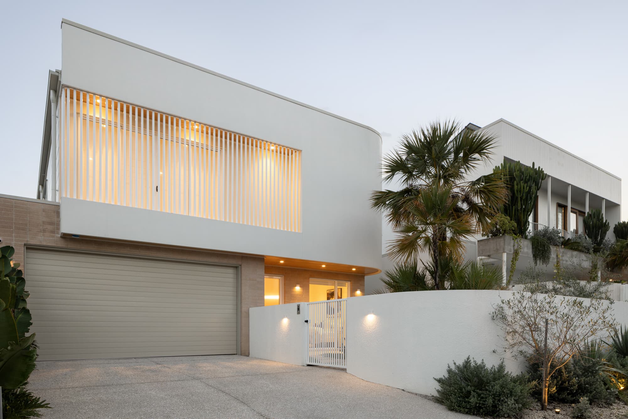 8 Lloyd Street, Camp Hill — photo 1 of 5
