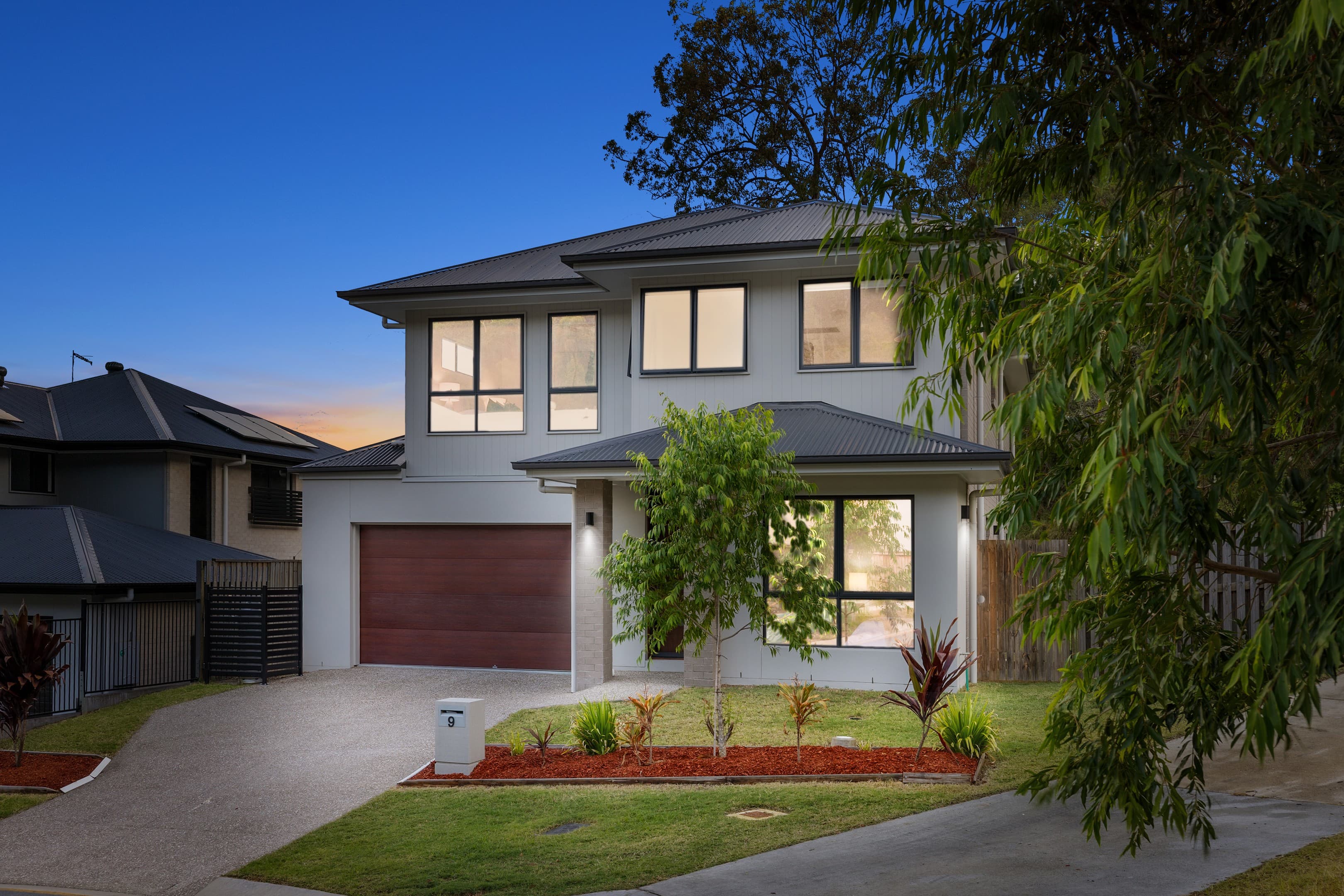 9/7 Eliza Close, The Gap — photo 1 of 5