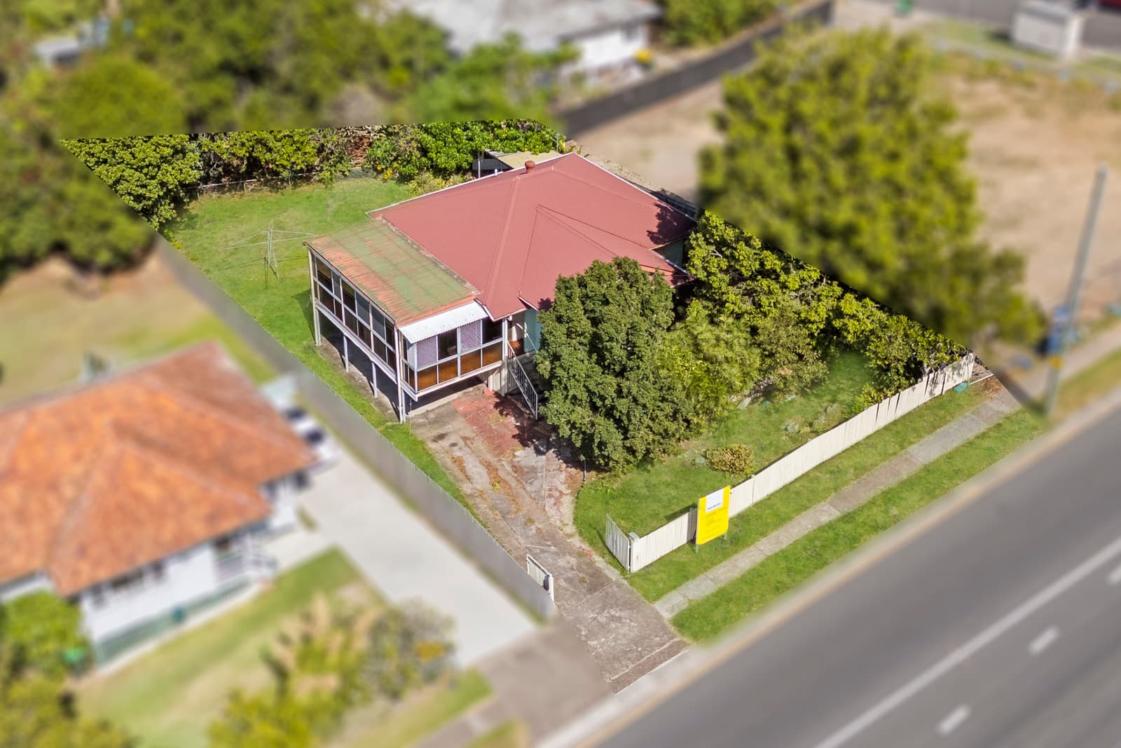 245 Winstanley Street, Carina Heights - Image 1